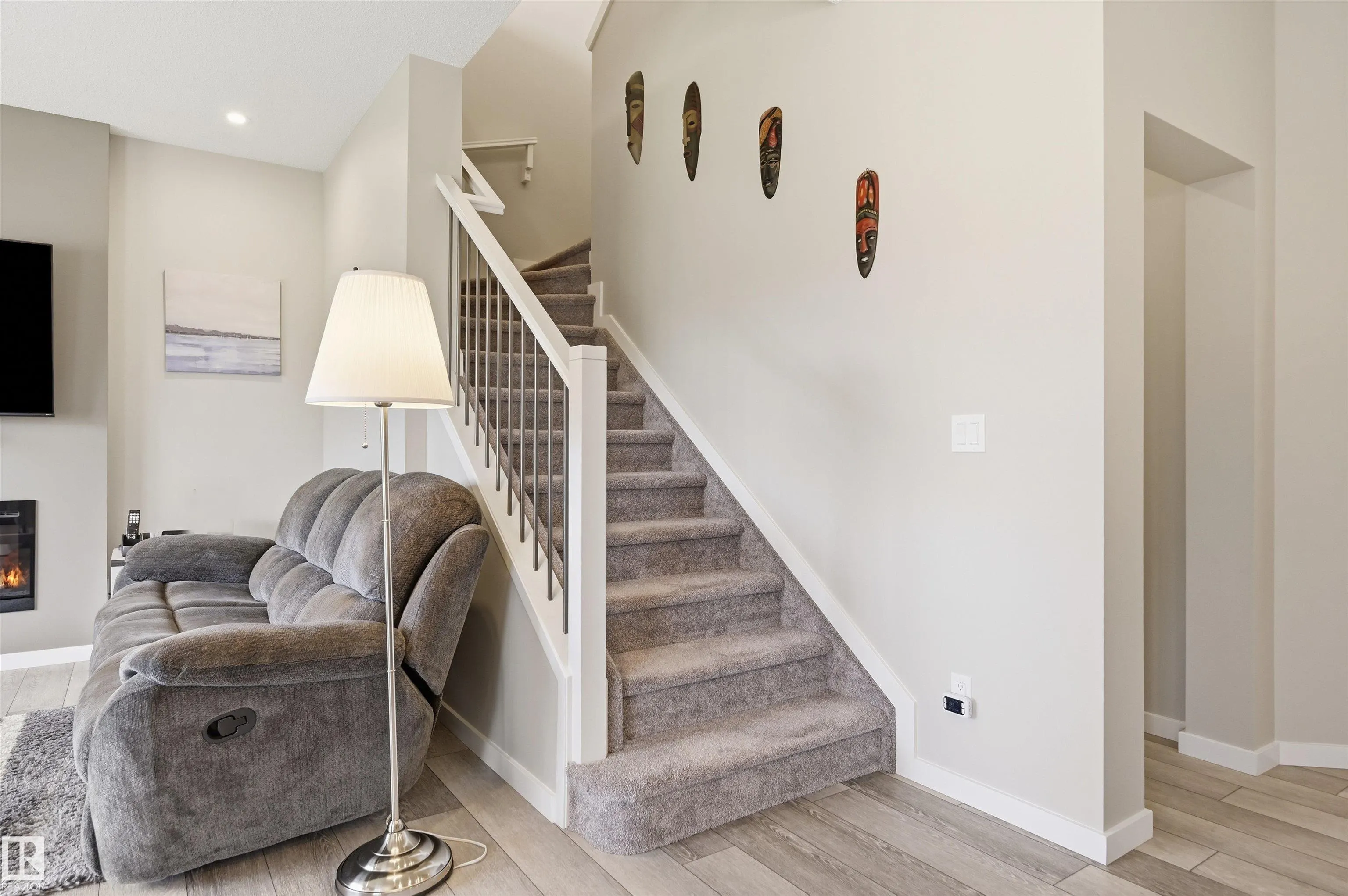 168 LARCH Crescent