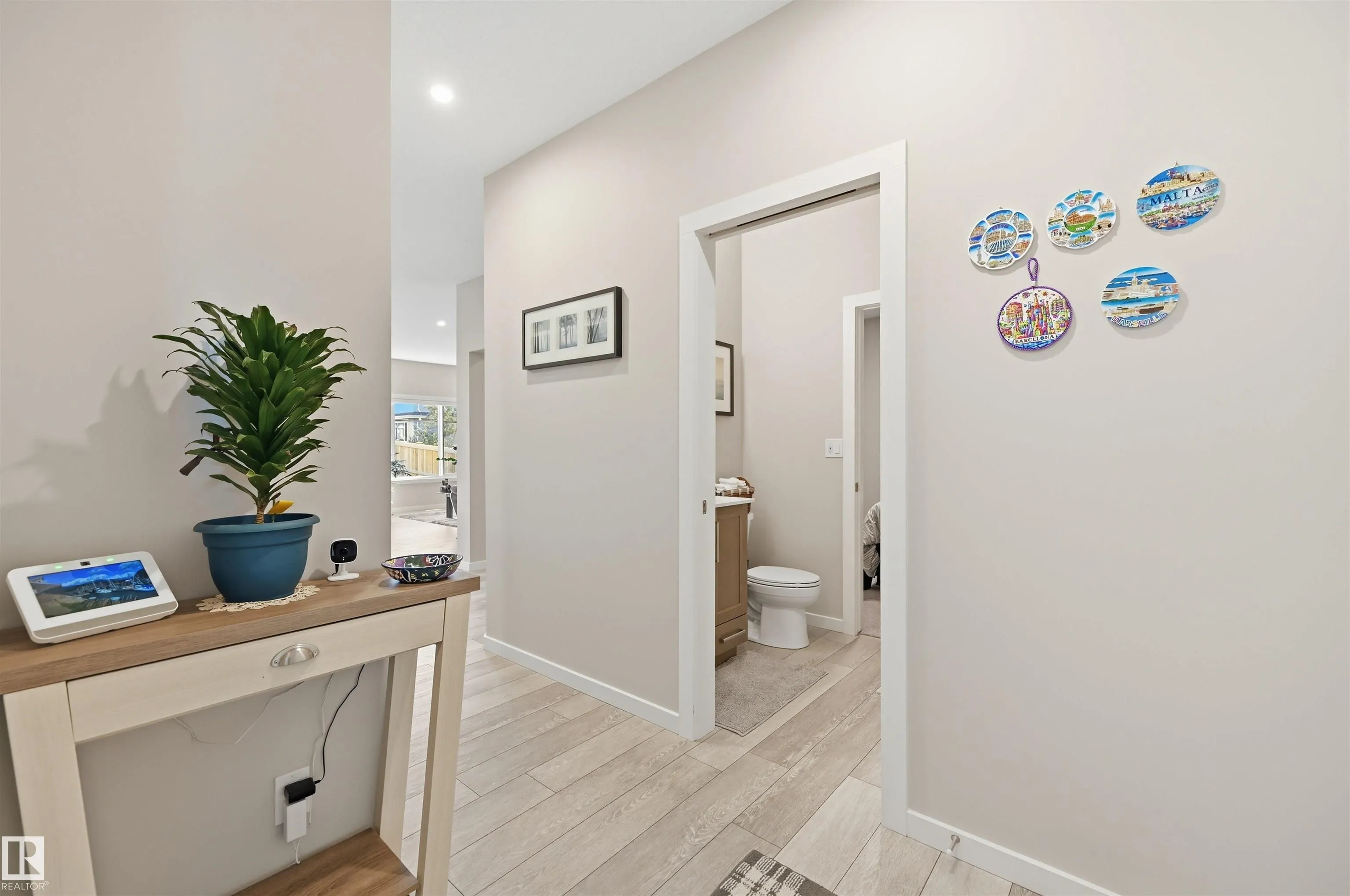 168 LARCH Crescent