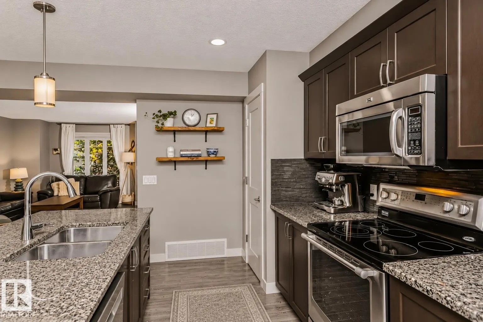 2115 TRUMPETER Way
