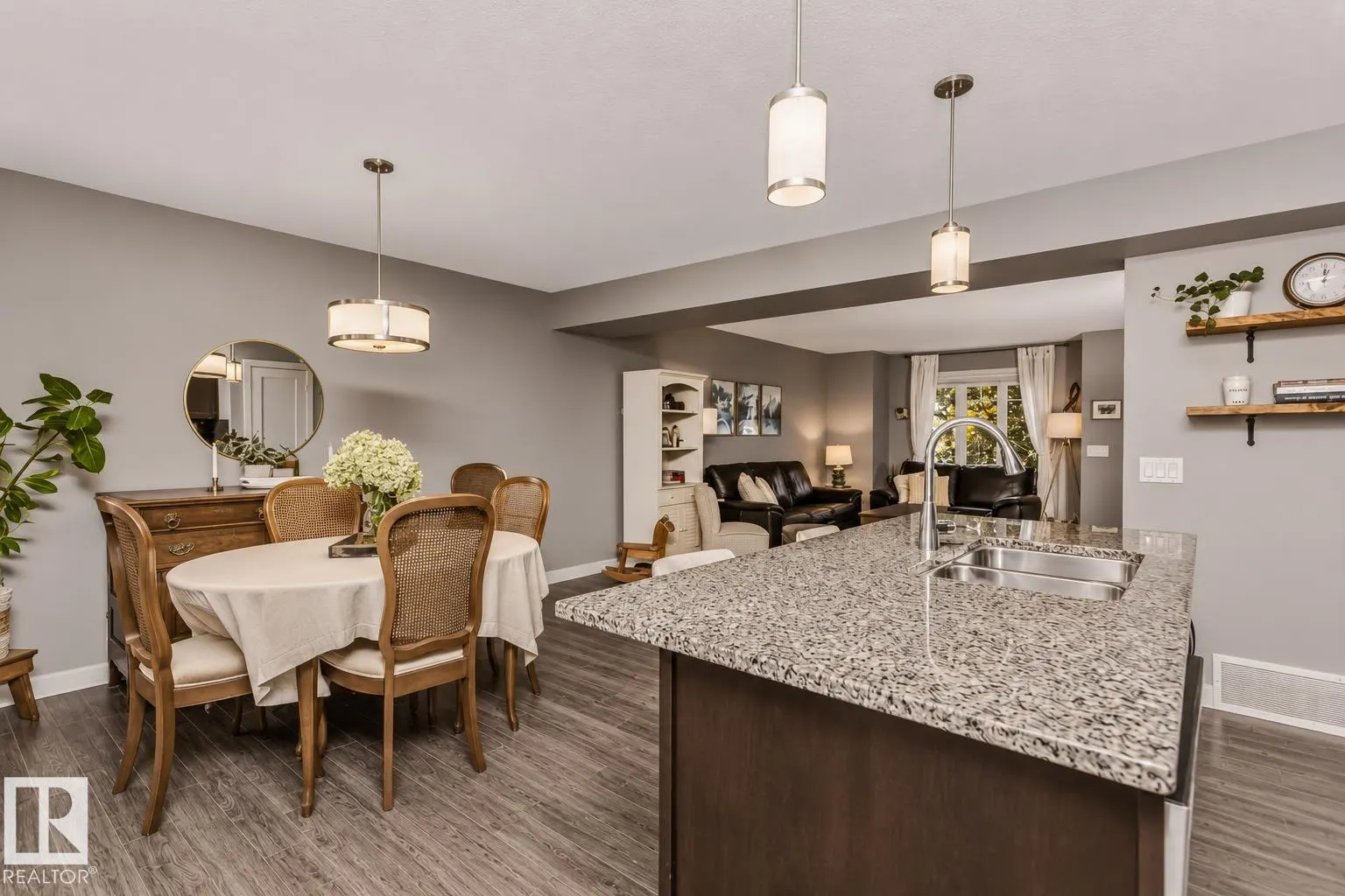 2115 TRUMPETER Way