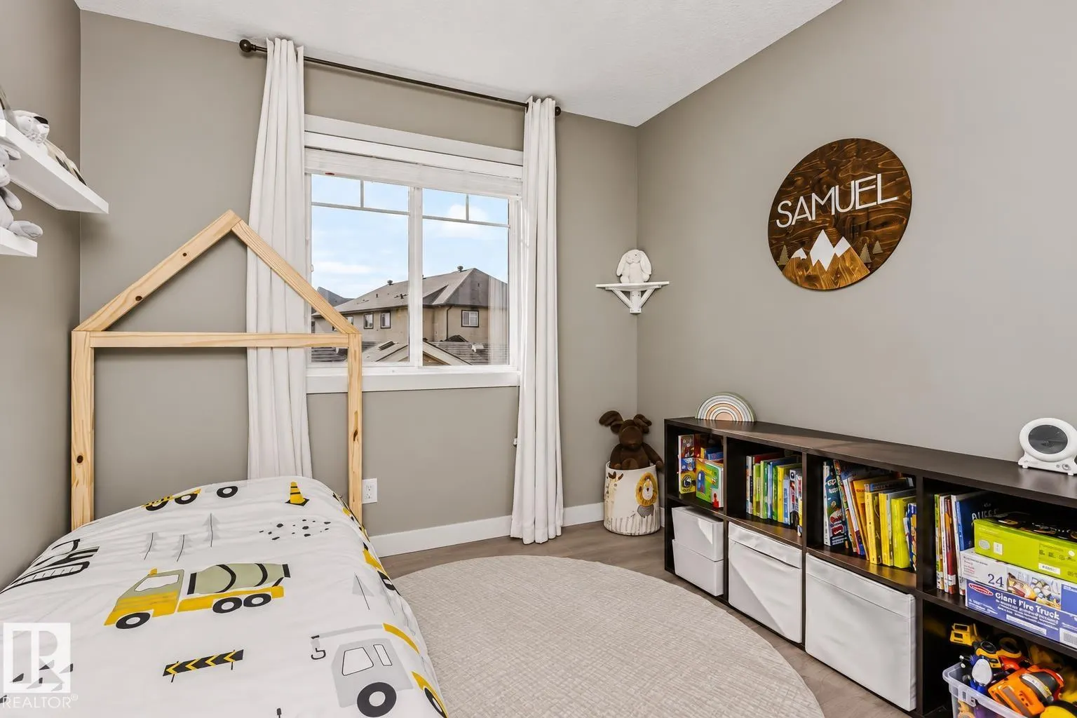 2115 TRUMPETER Way