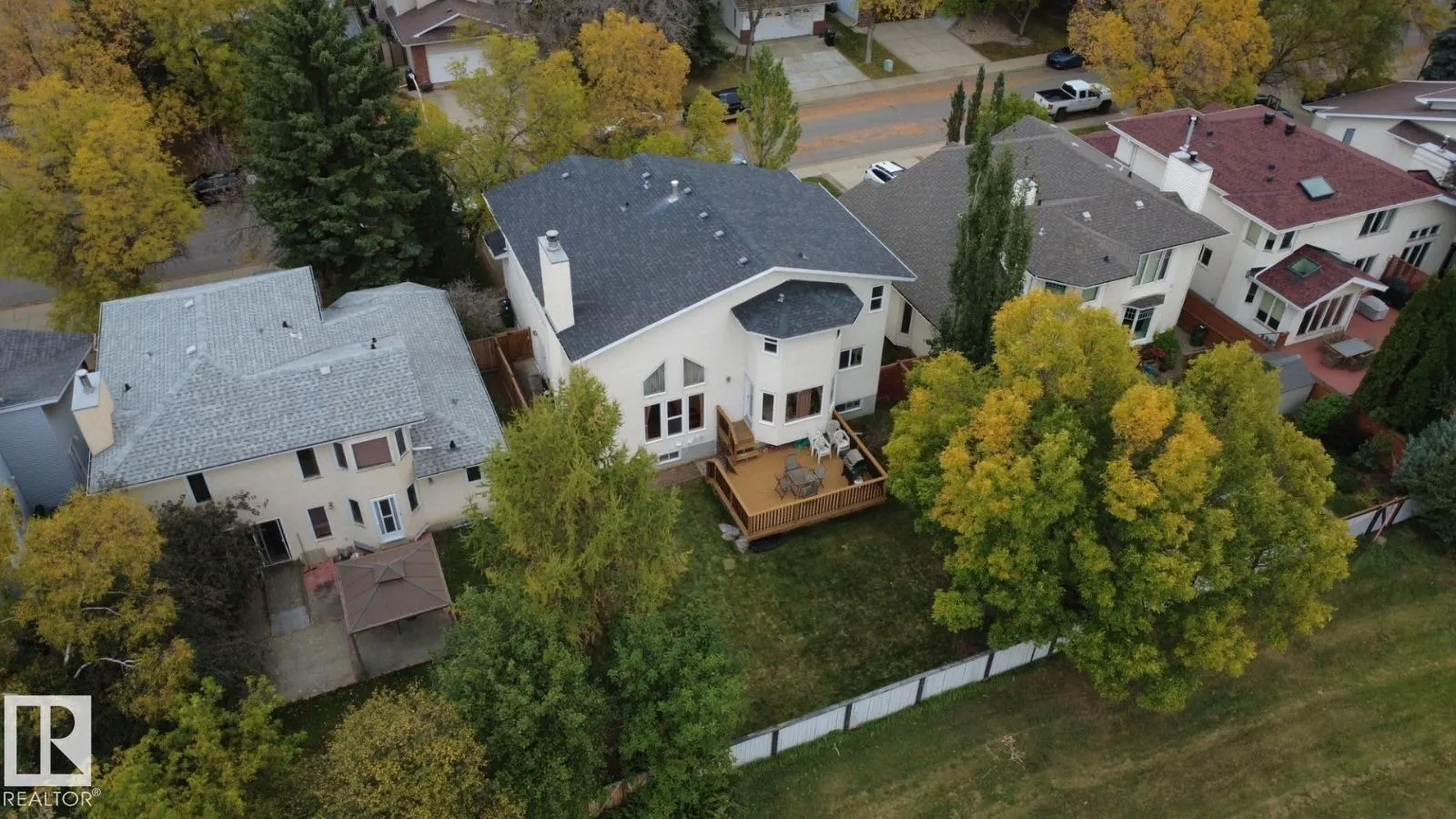 225 HEAGLE Crescent