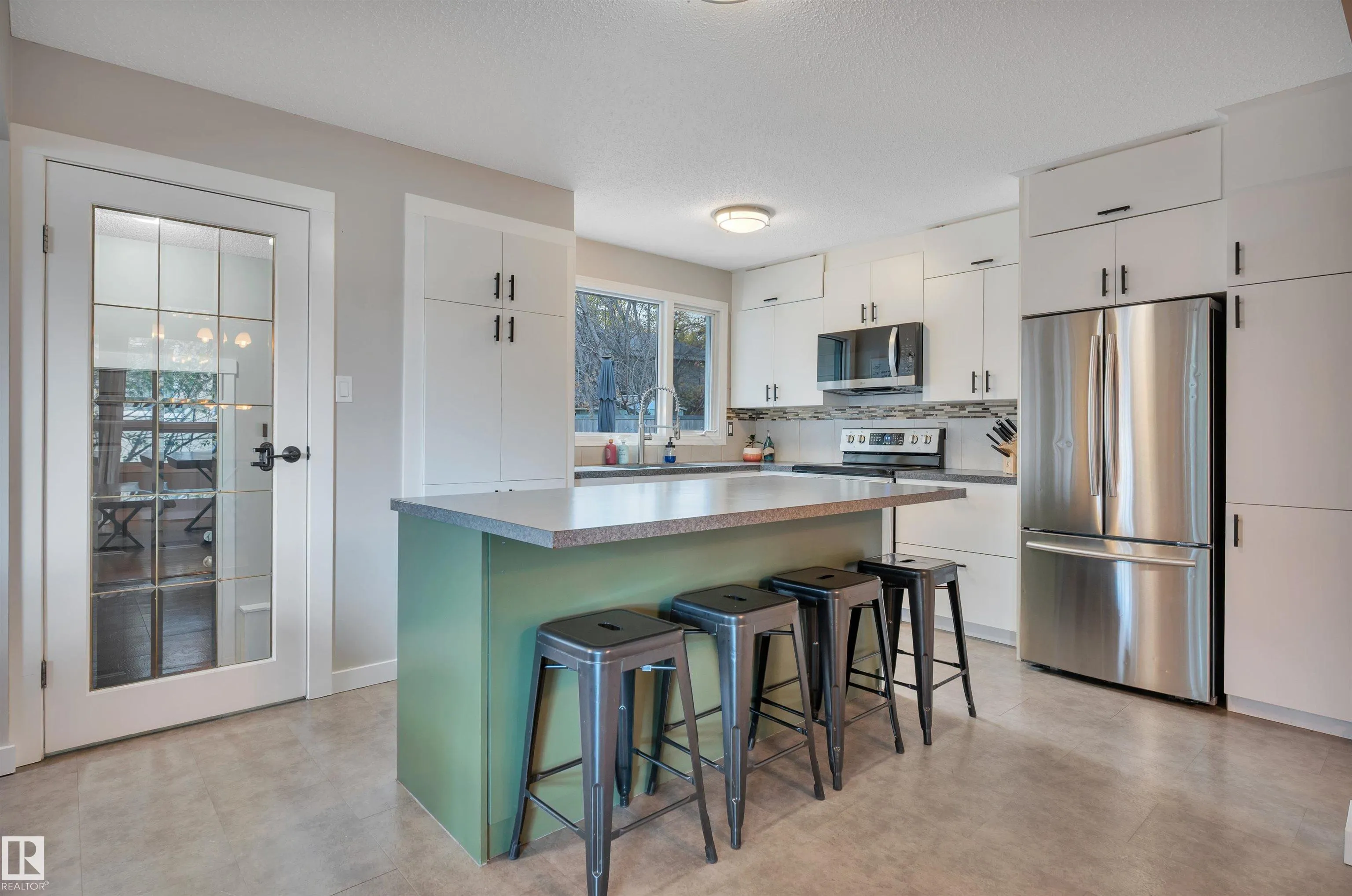 132 GARLAND Crescent