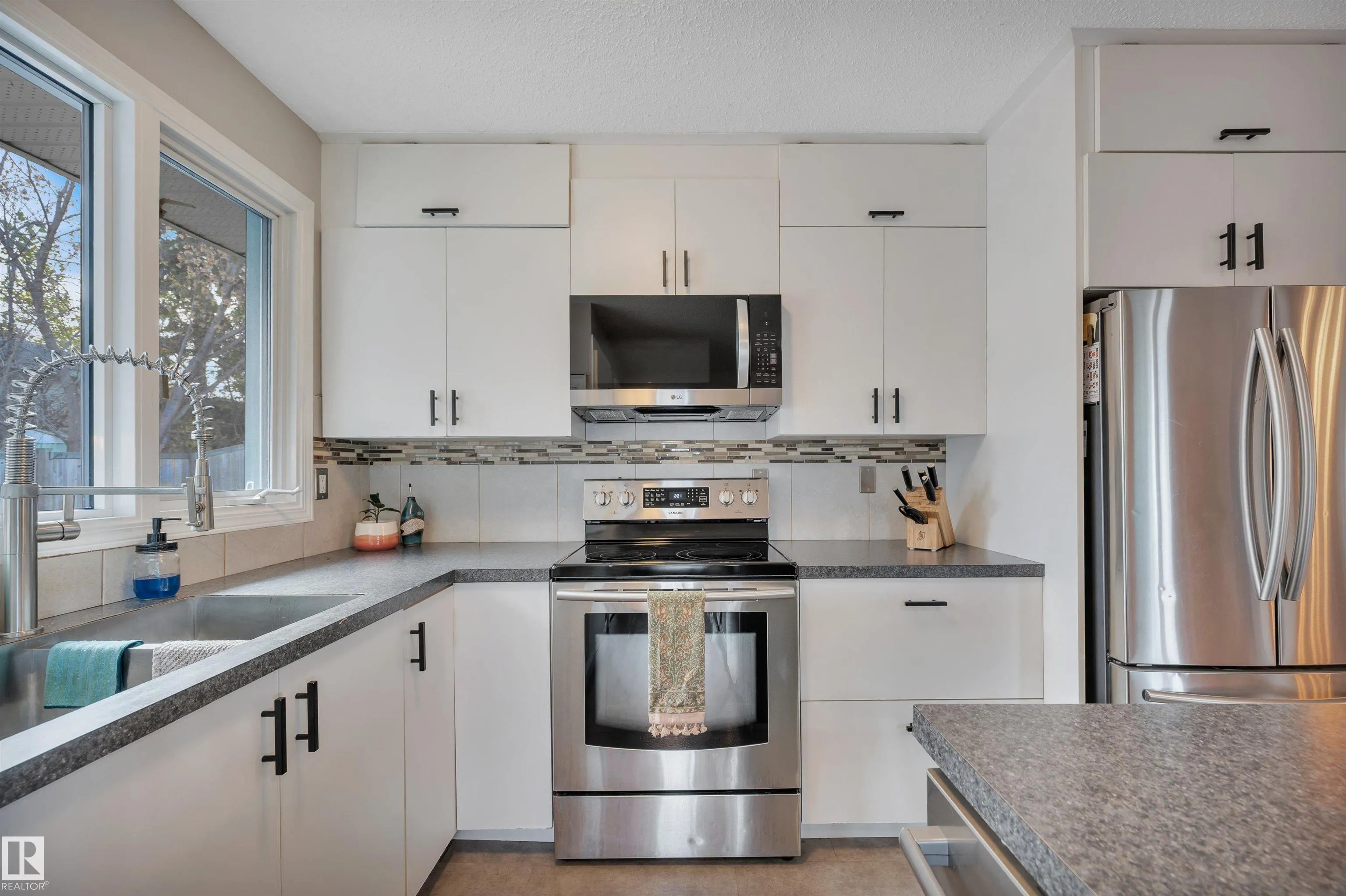 132 GARLAND Crescent