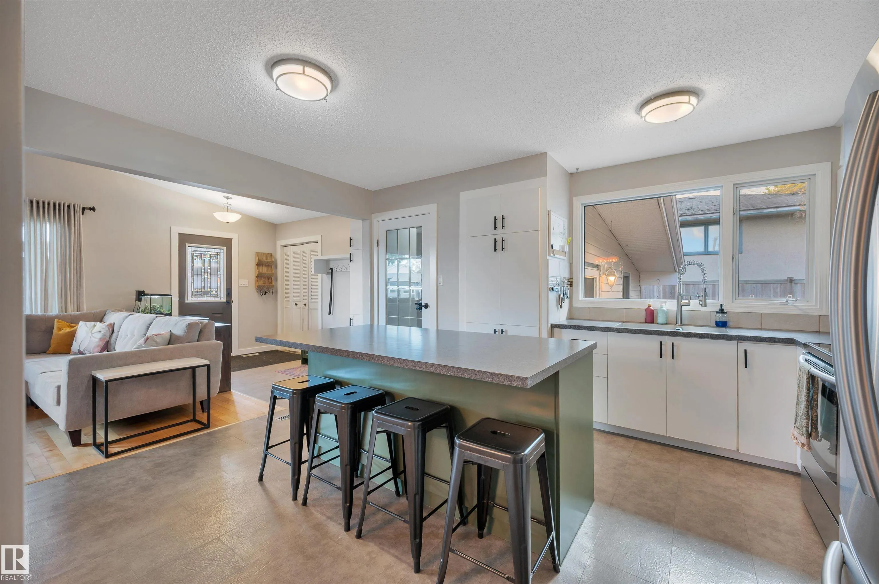 132 GARLAND Crescent