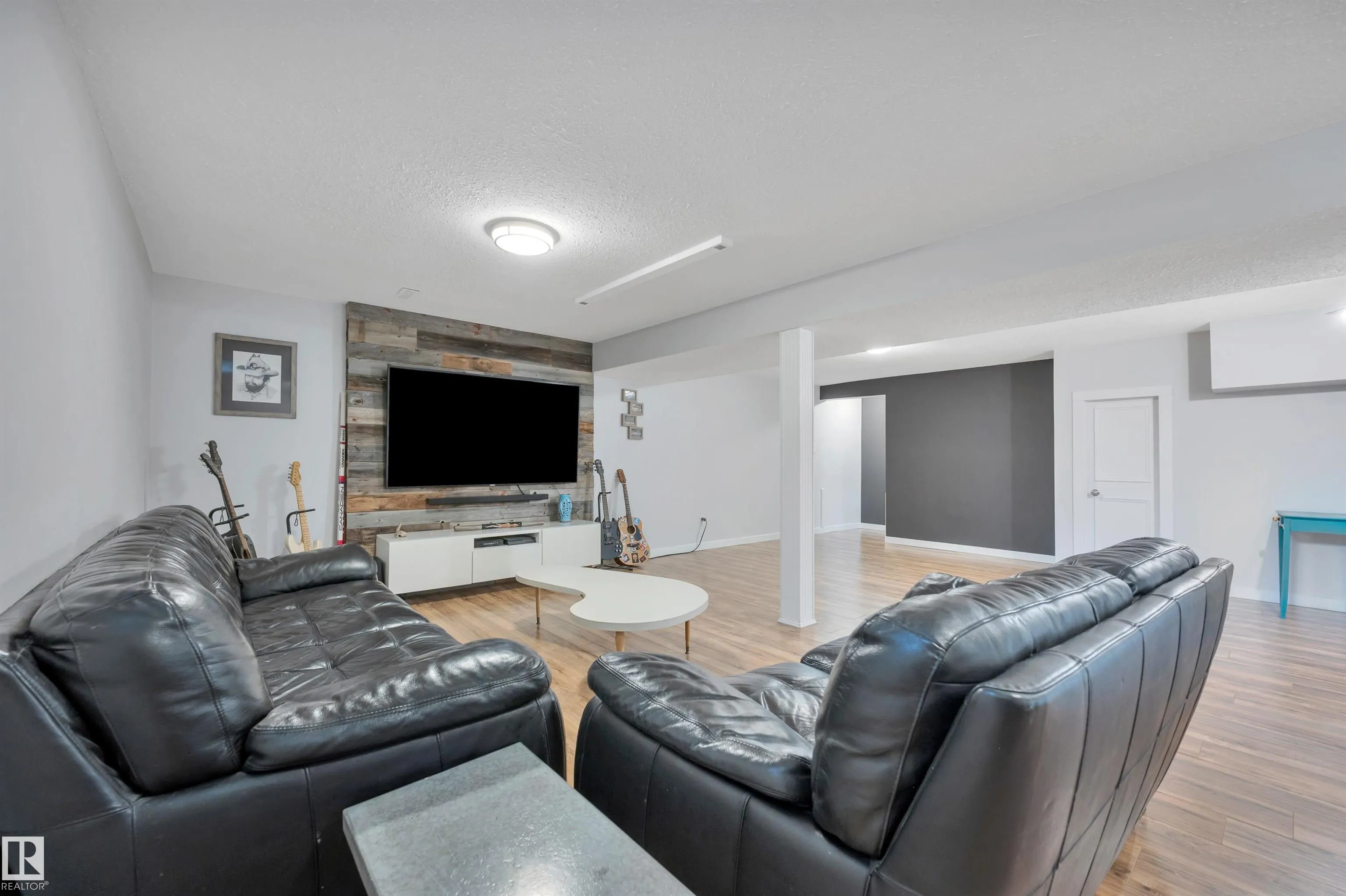 132 GARLAND Crescent