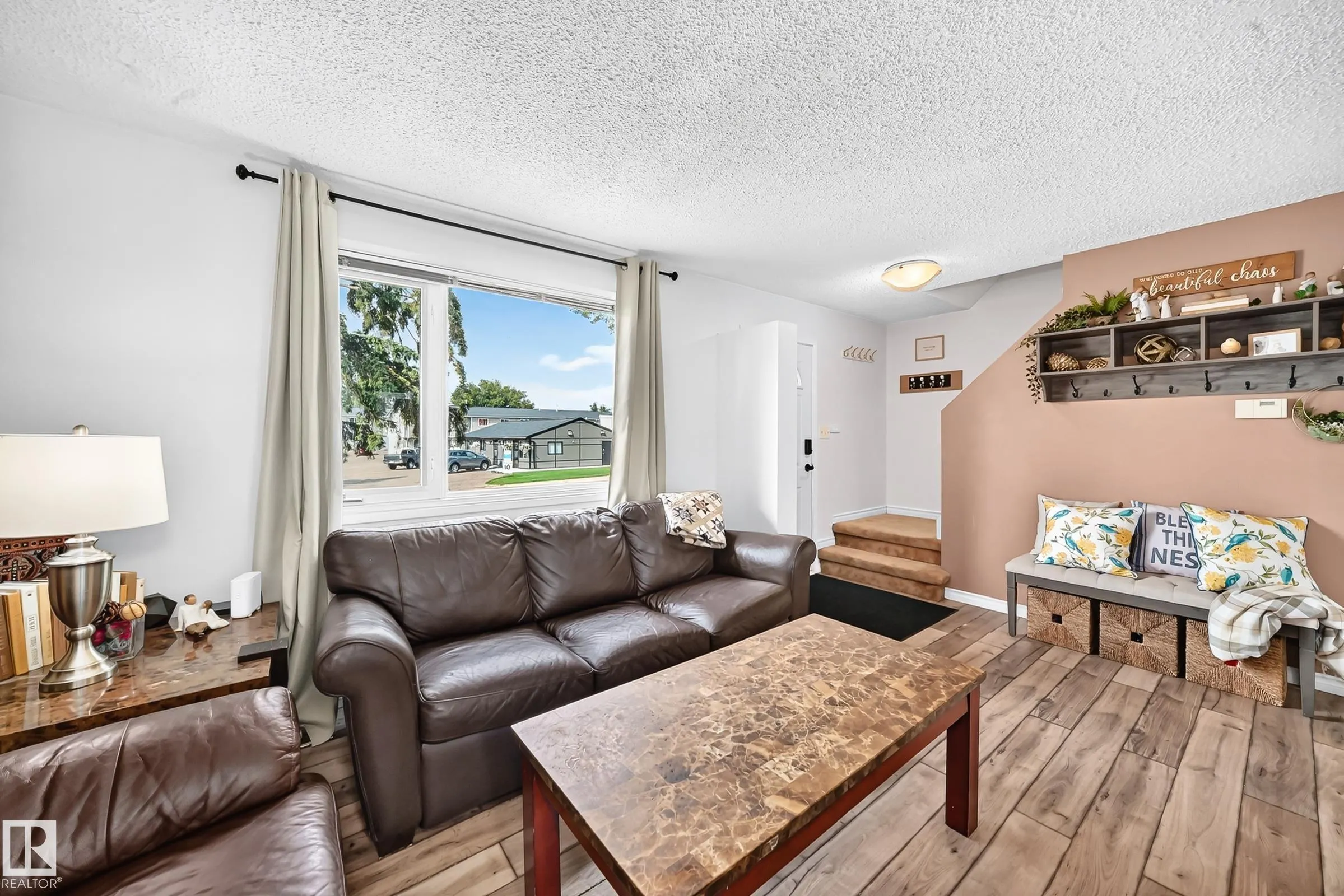 64 HABITAT Crescent