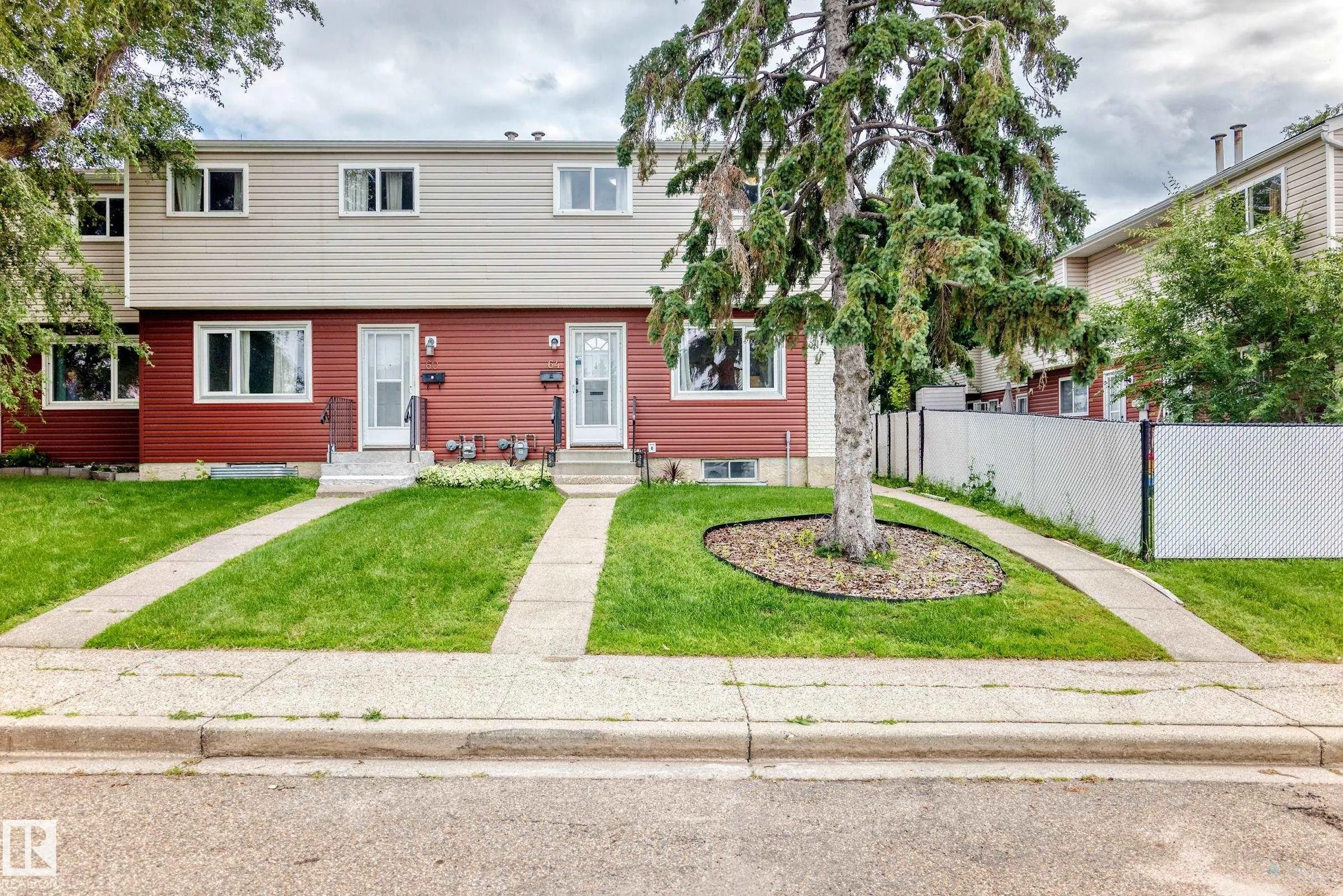 64 HABITAT Crescent