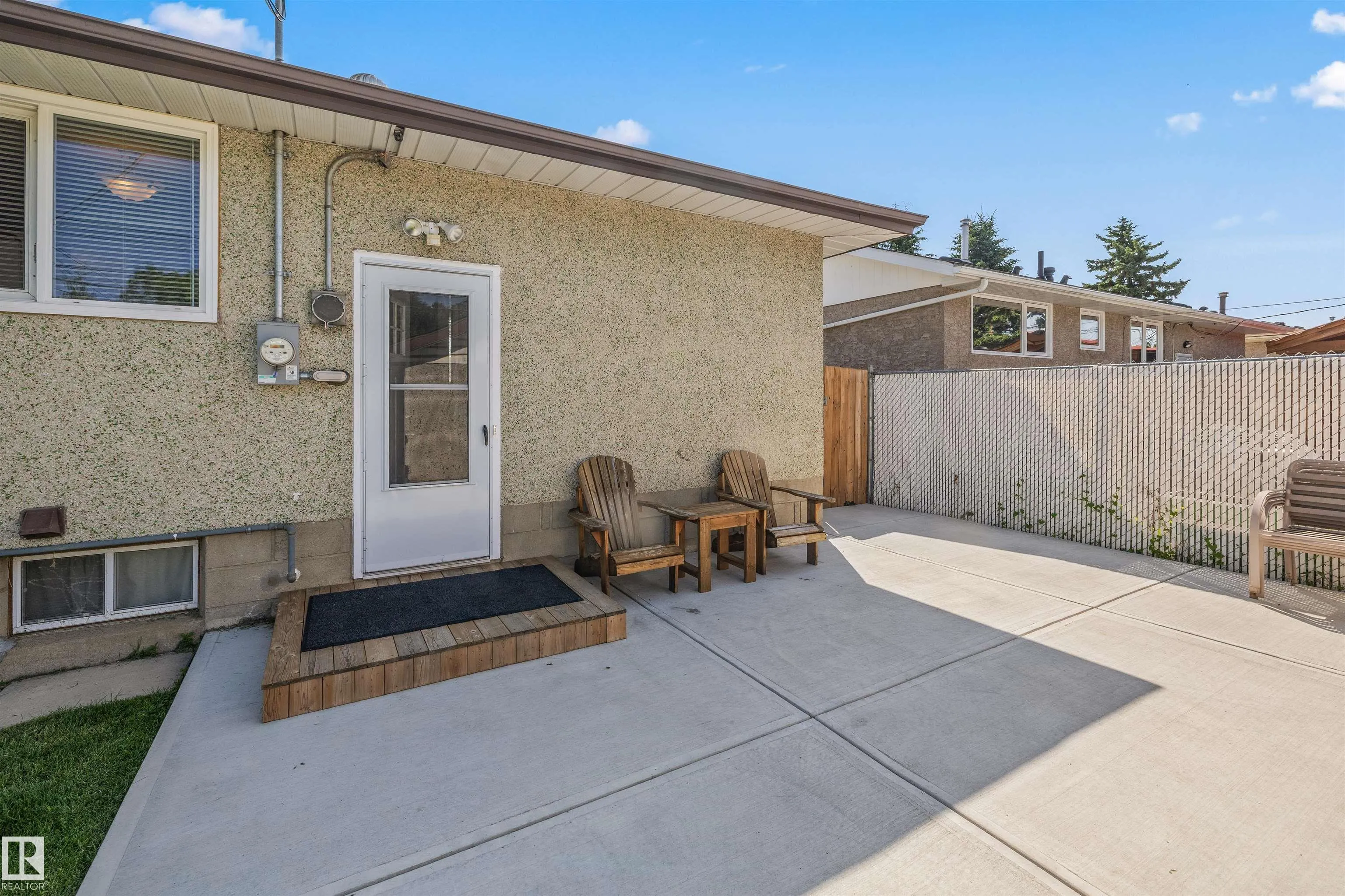 10534 163 Street