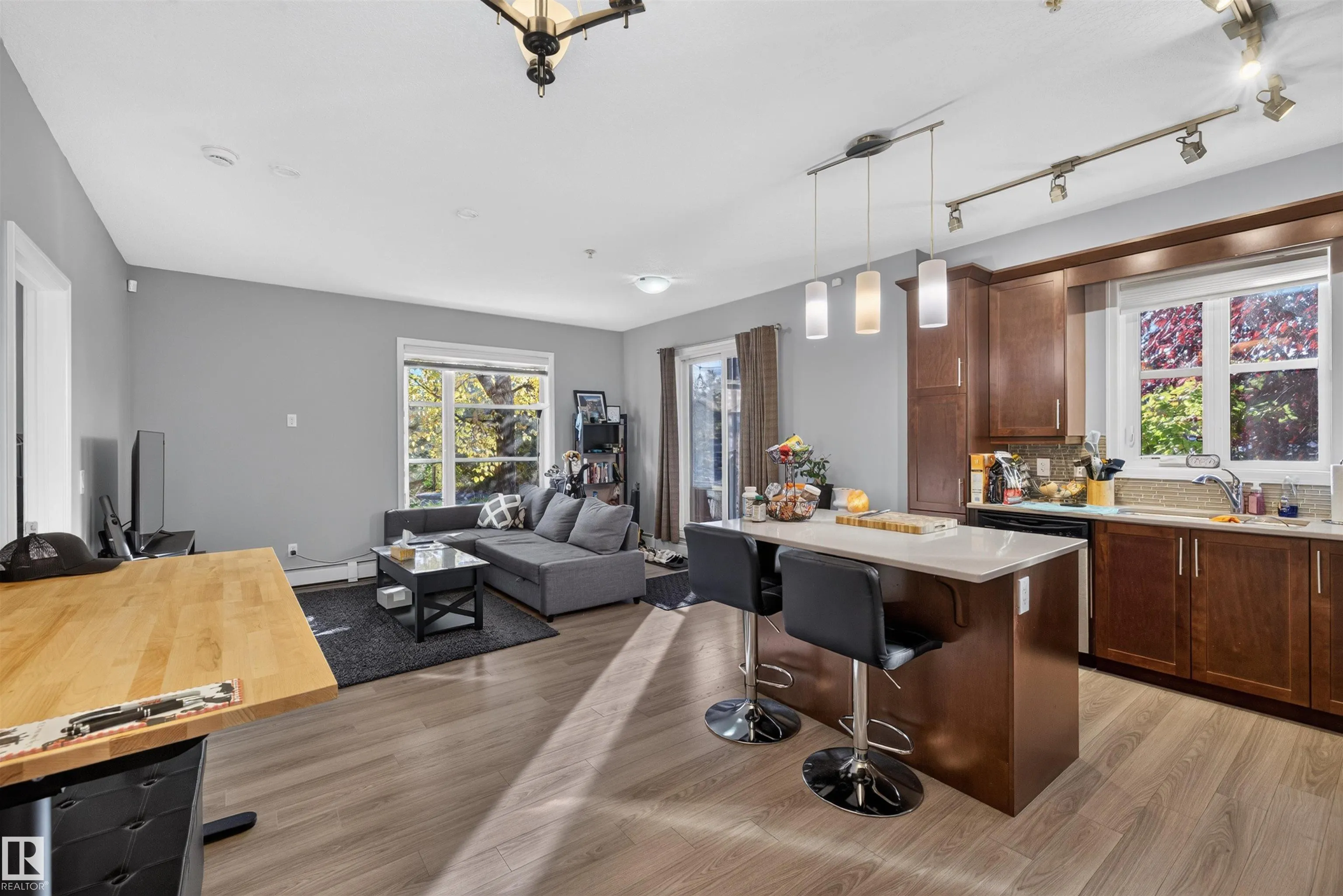 2584 ANDERSON Way