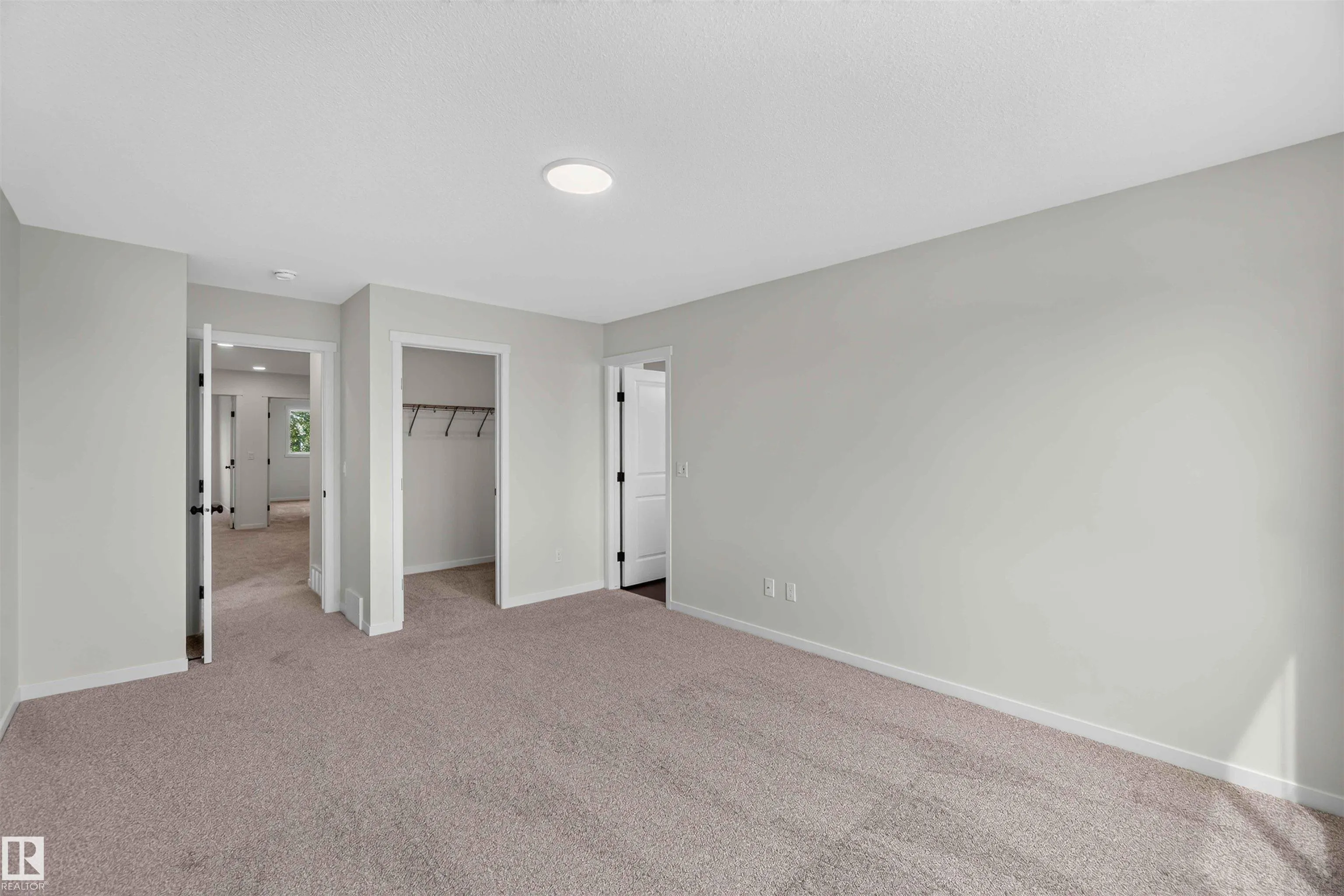 5 EMERSON Landing