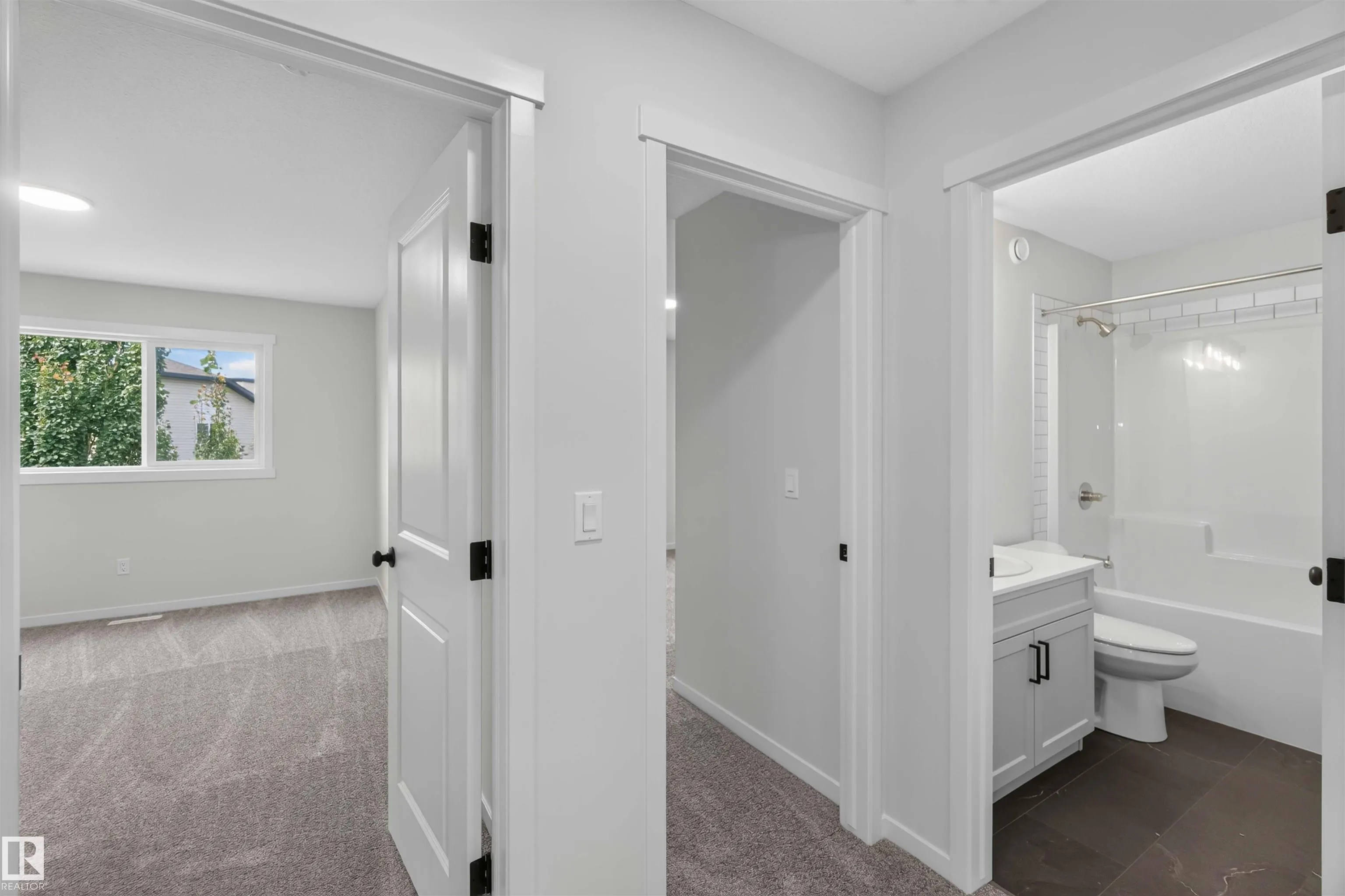 5 EMERSON Landing