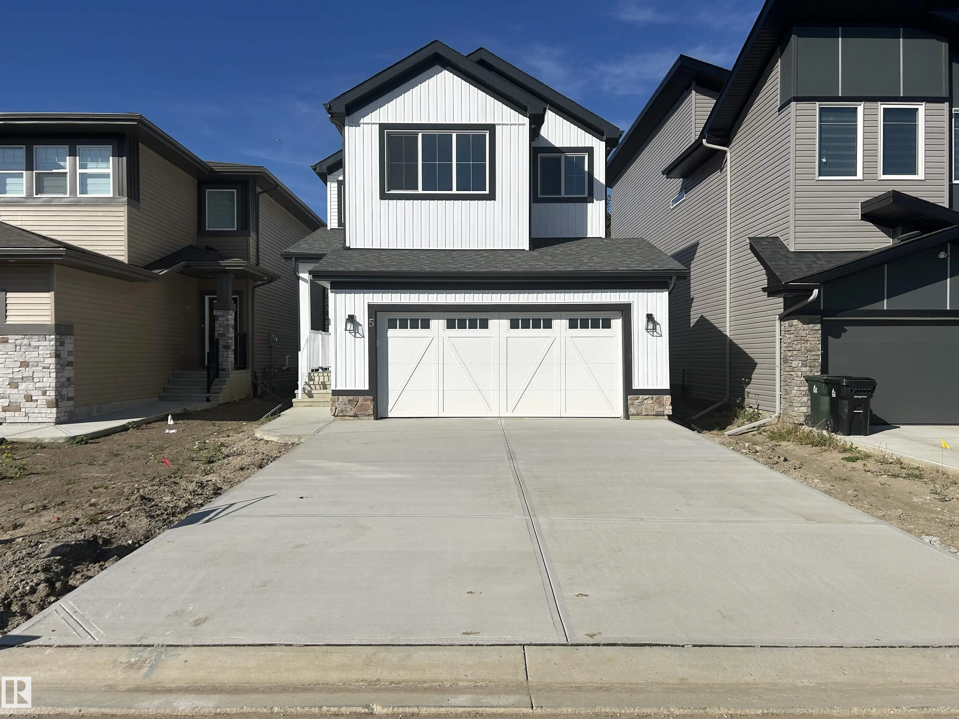 5 EMERSON Landing
