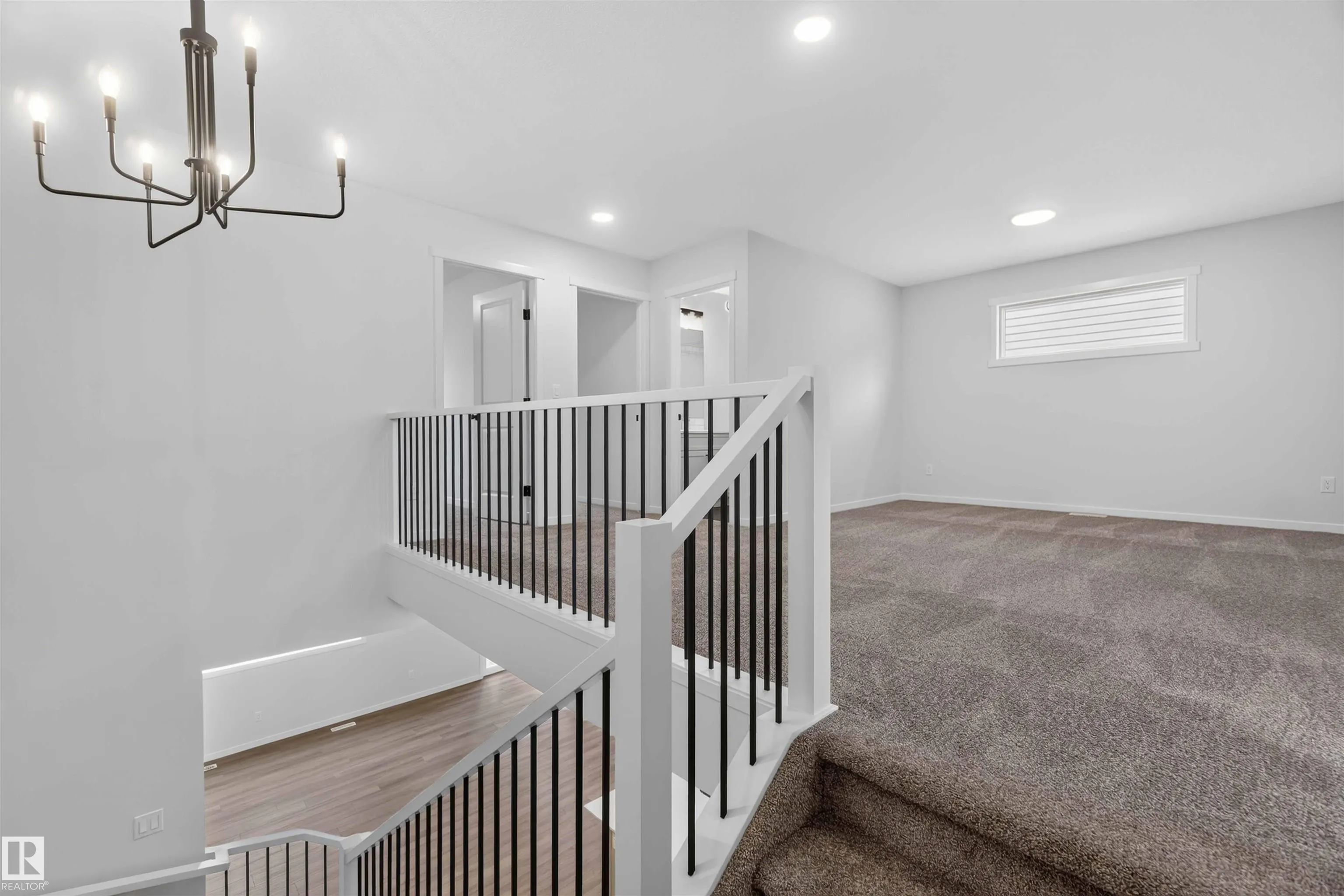 5 EMERSON Landing