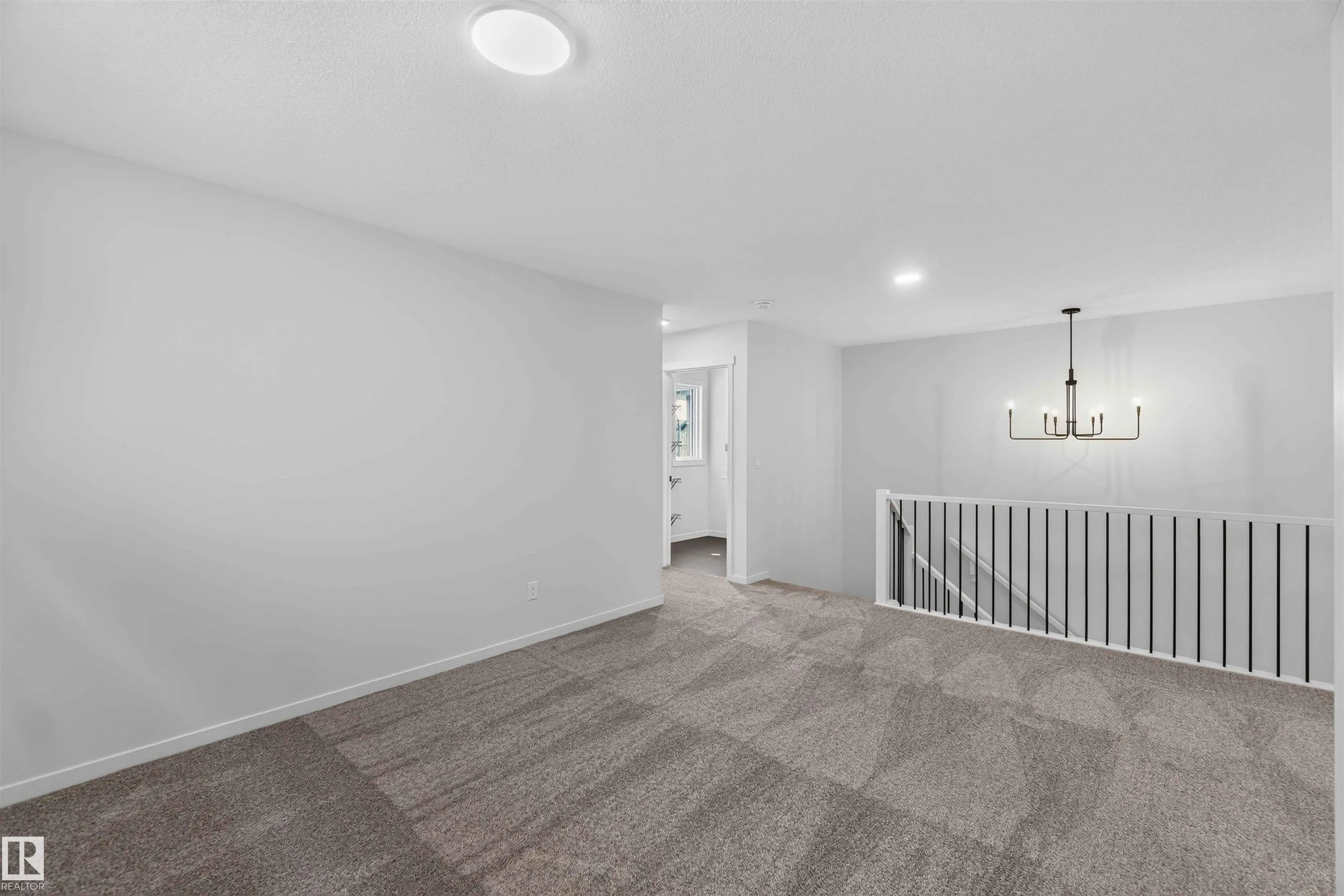 5 EMERSON Landing