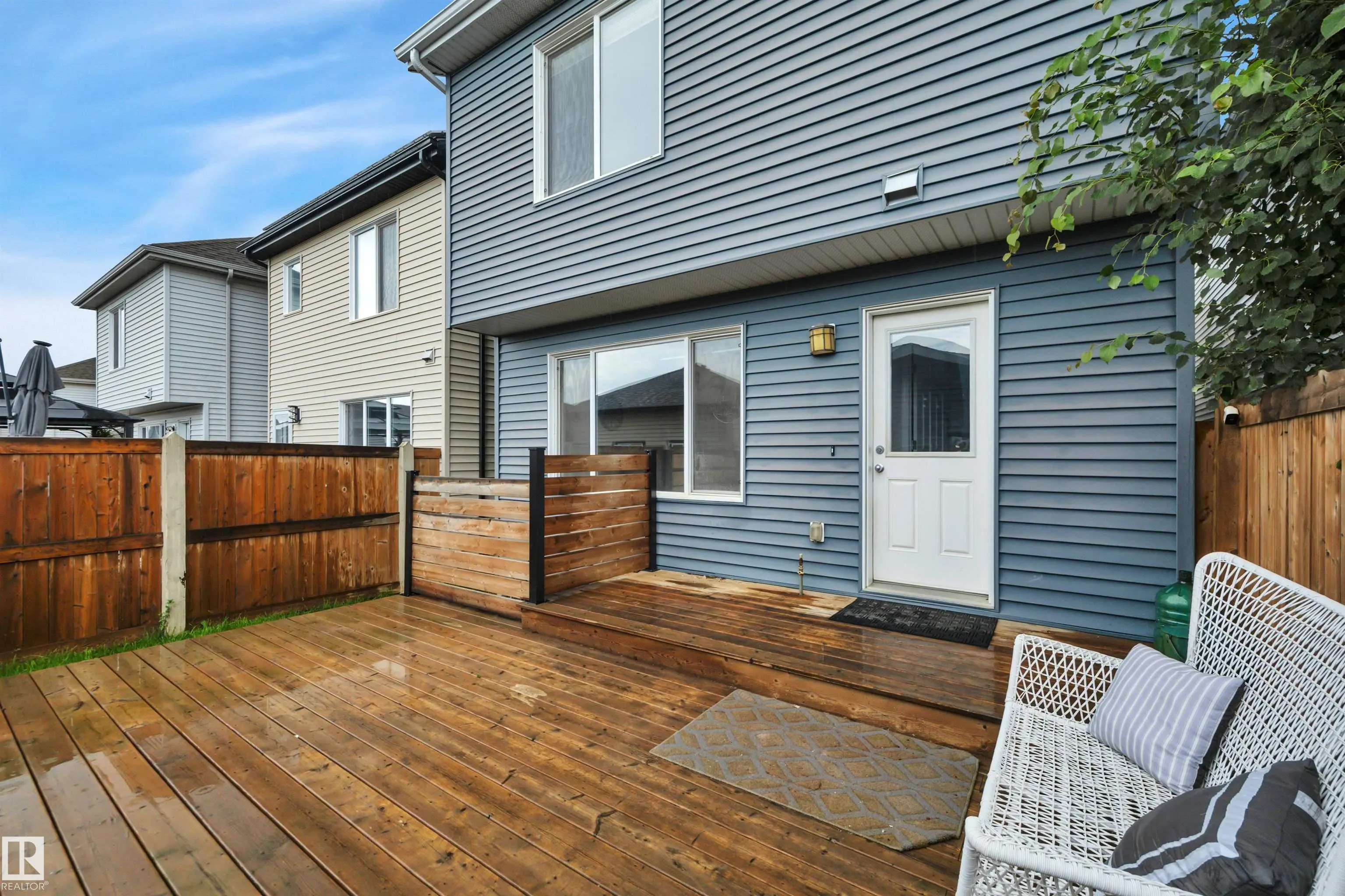 2801 Coughlan Green