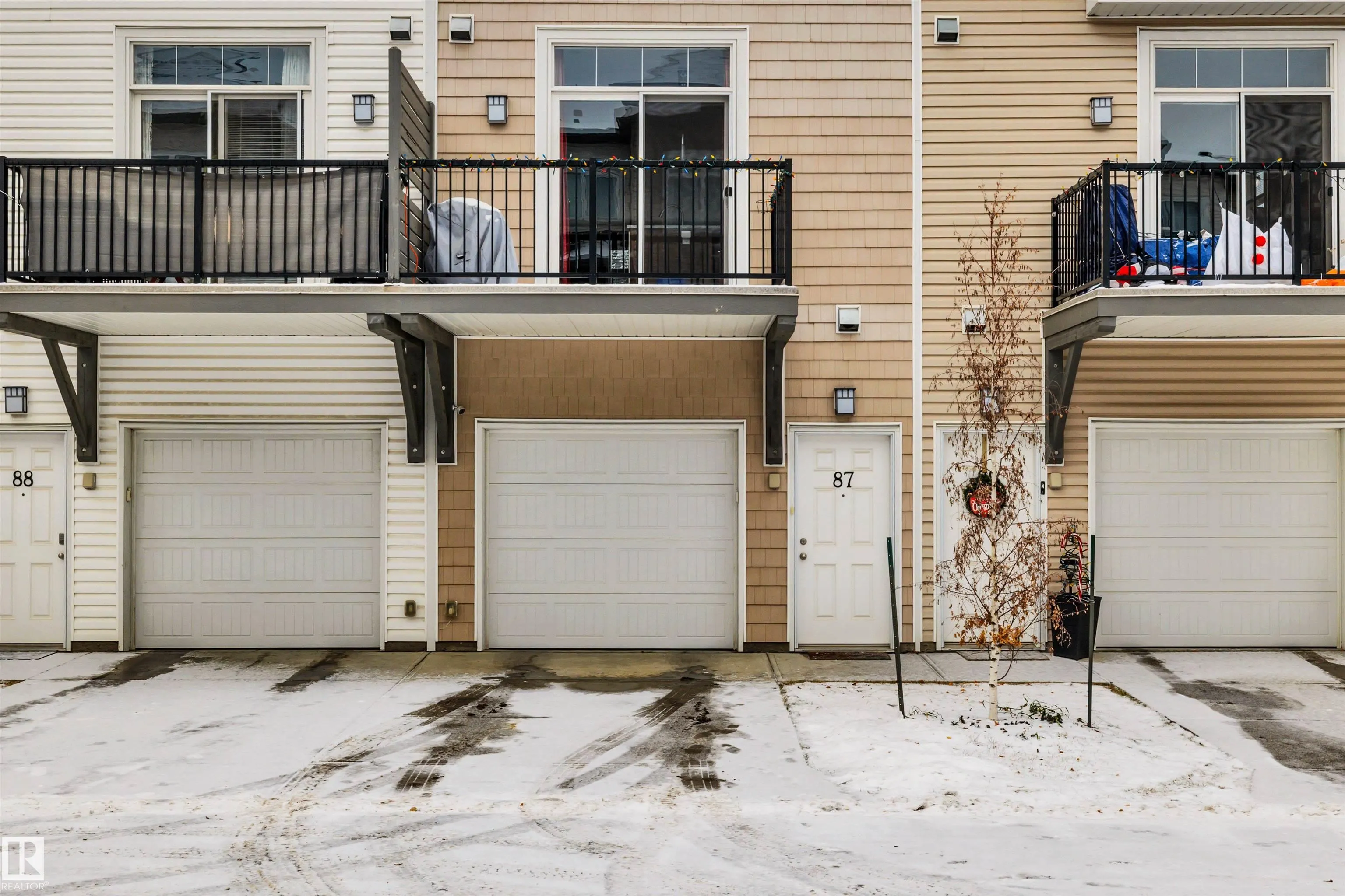 600 BELLEROSE Drive