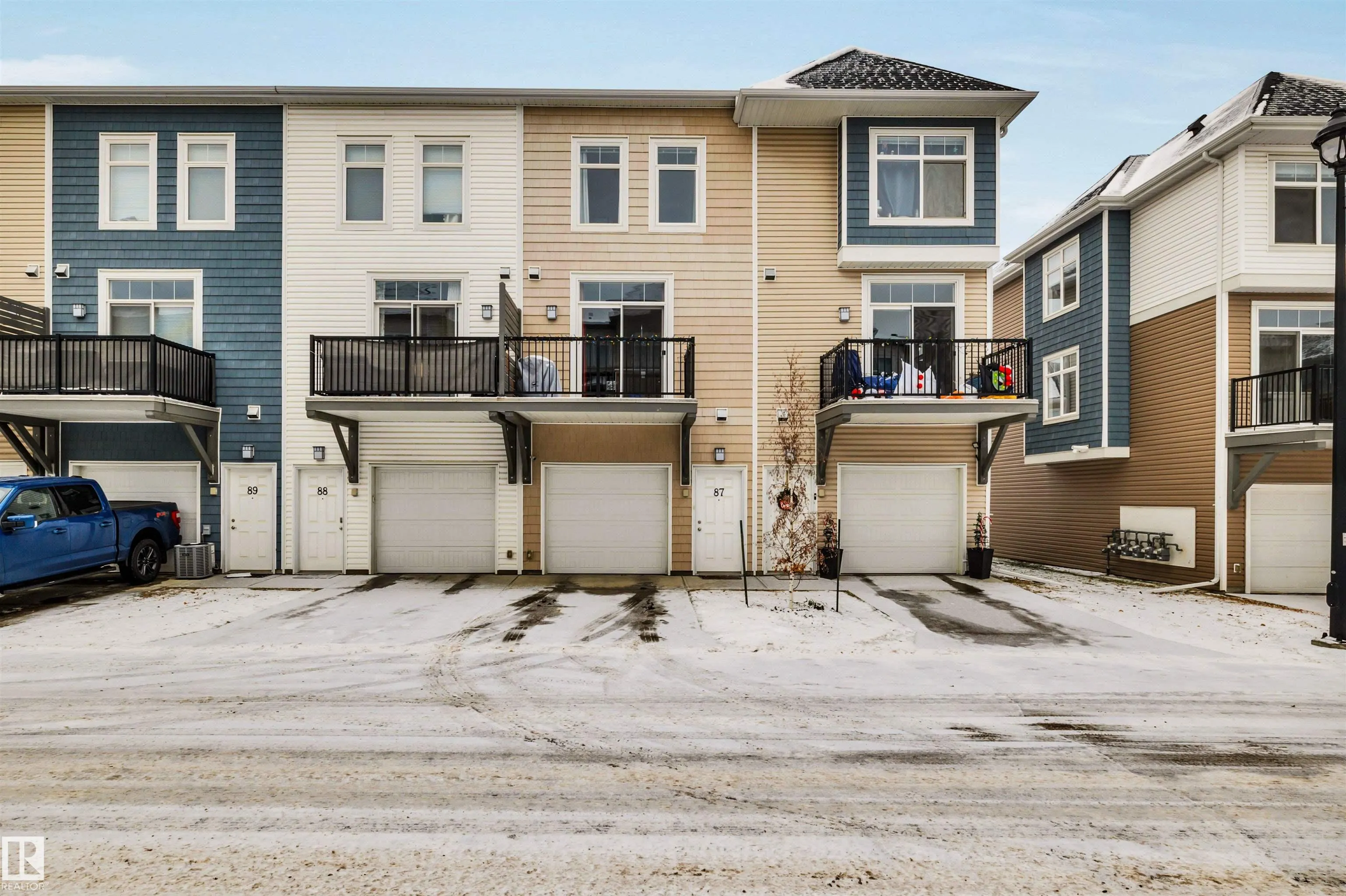 600 BELLEROSE Drive