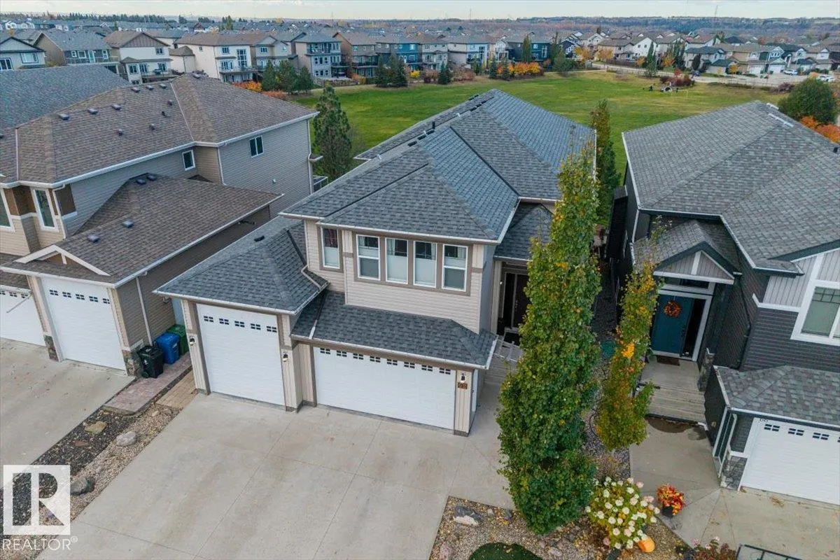 62 CHESTNUT Way
