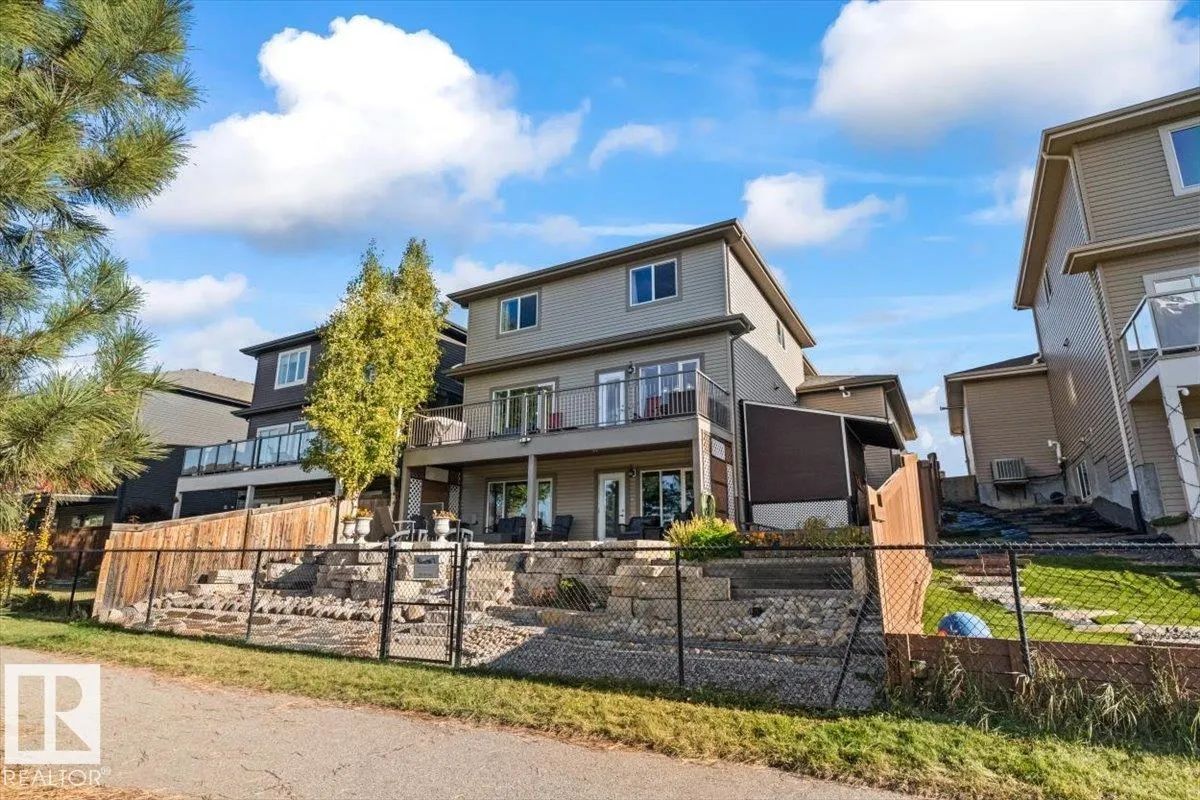 62 CHESTNUT Way