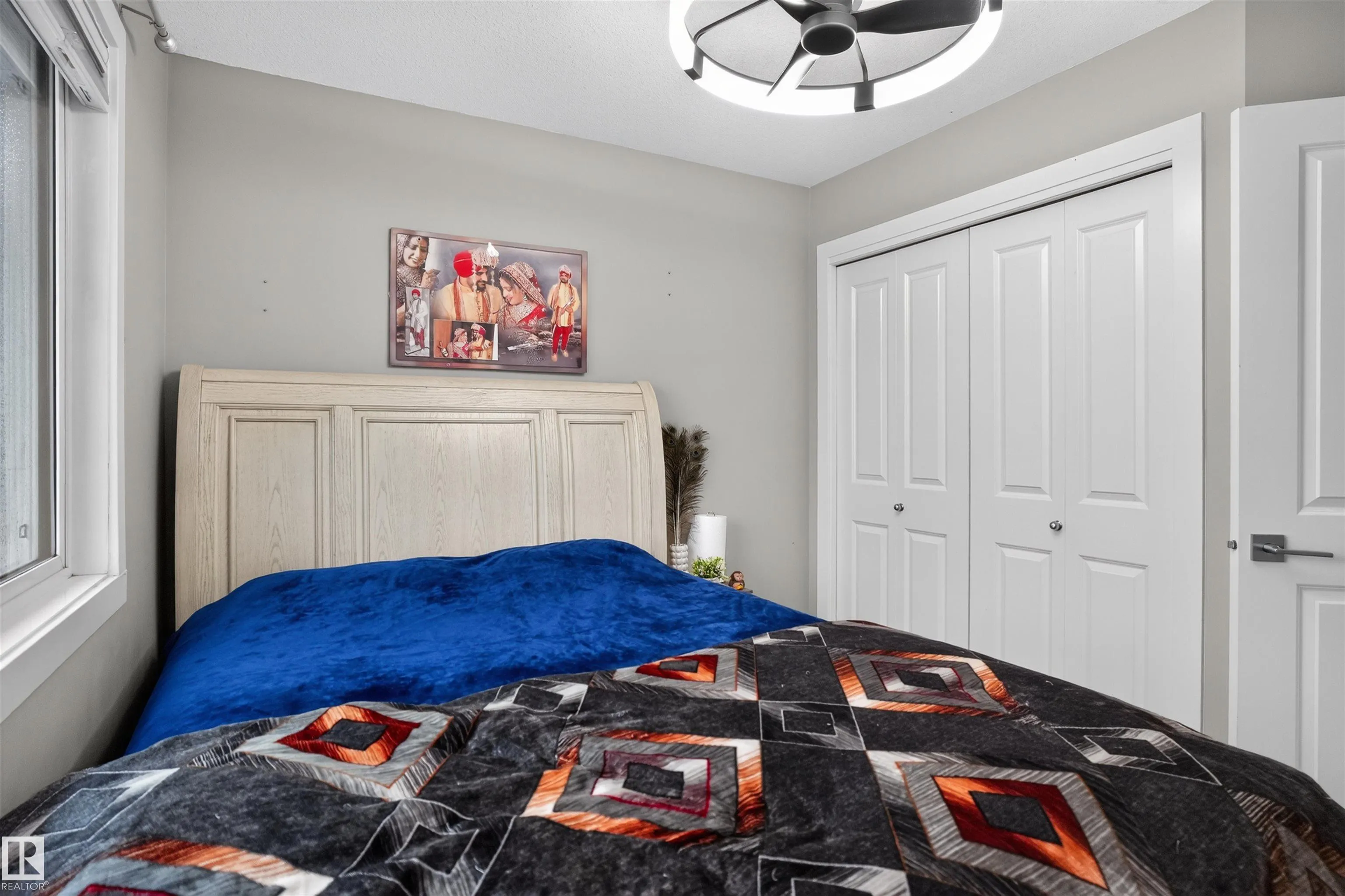 548 35 Street SW