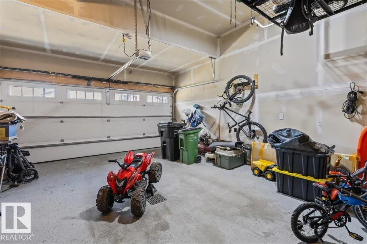 5120 LARK Crescent