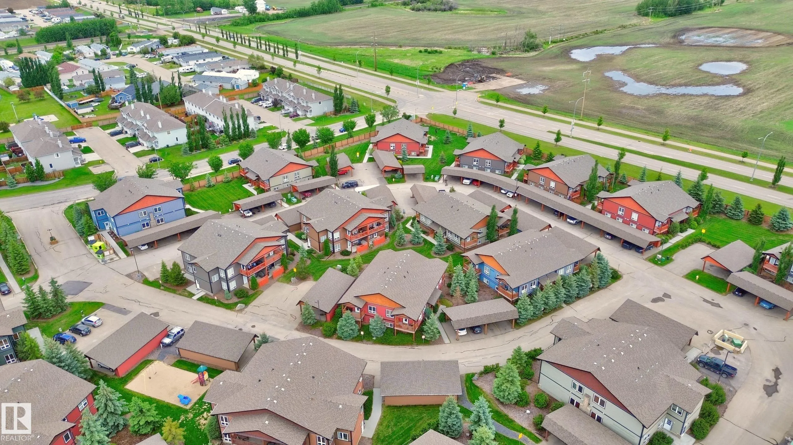 1602 GRAYBRIAR Green