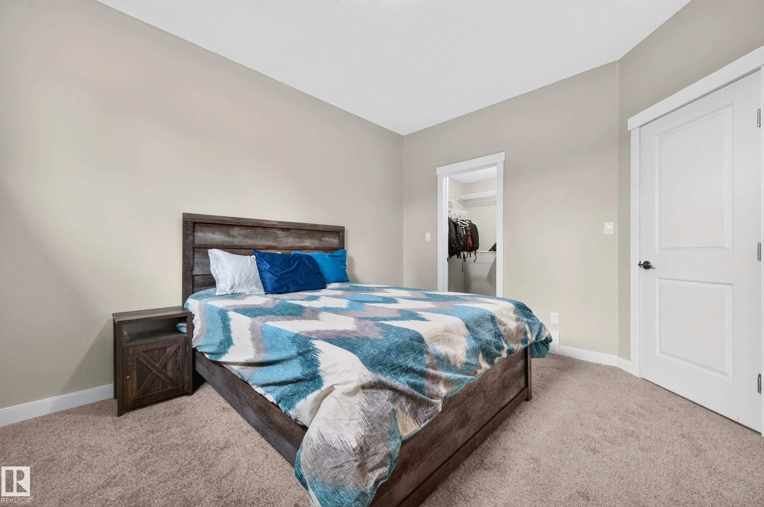 1602 GRAYBRIAR Green