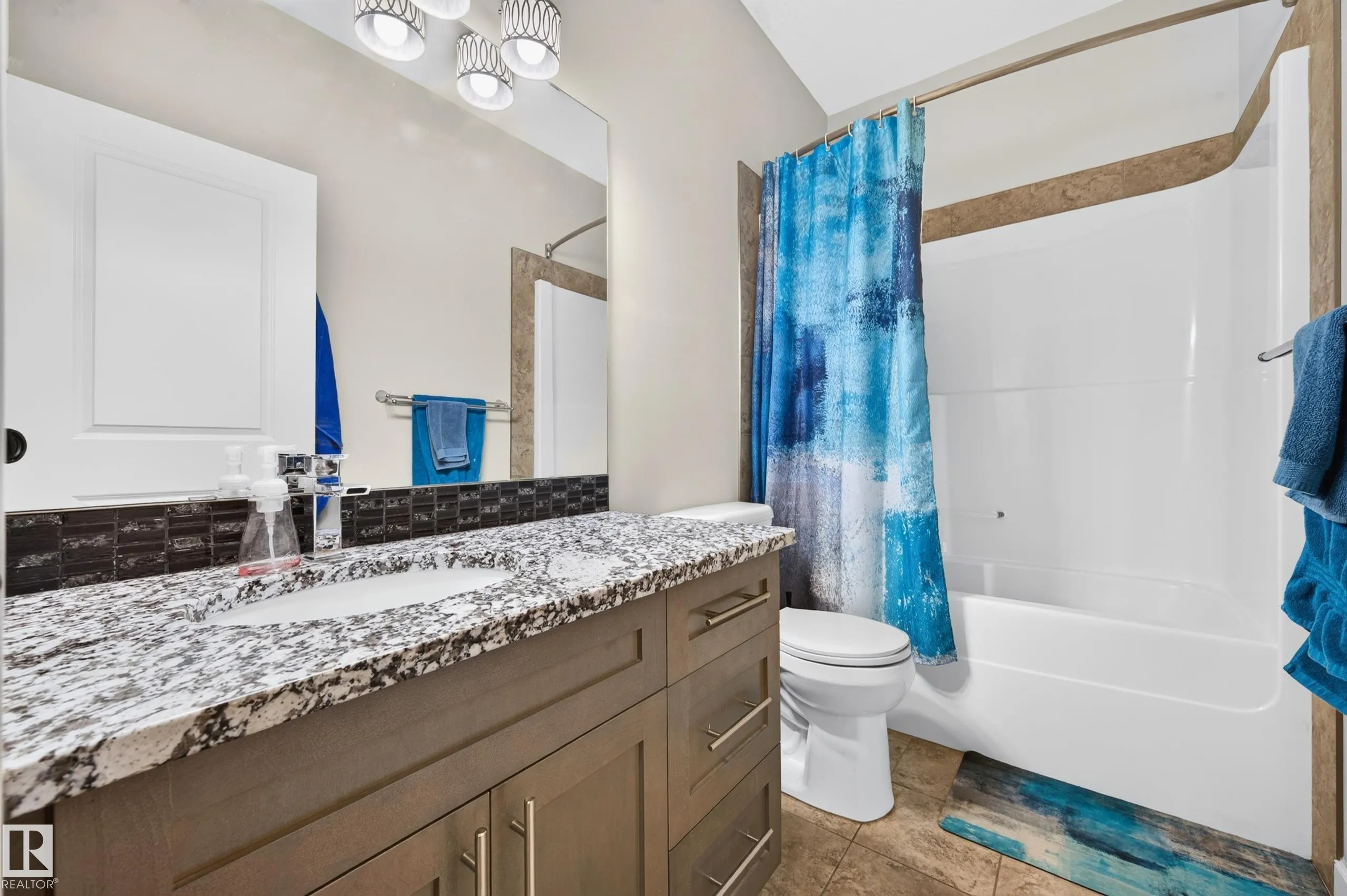 1602 GRAYBRIAR Green