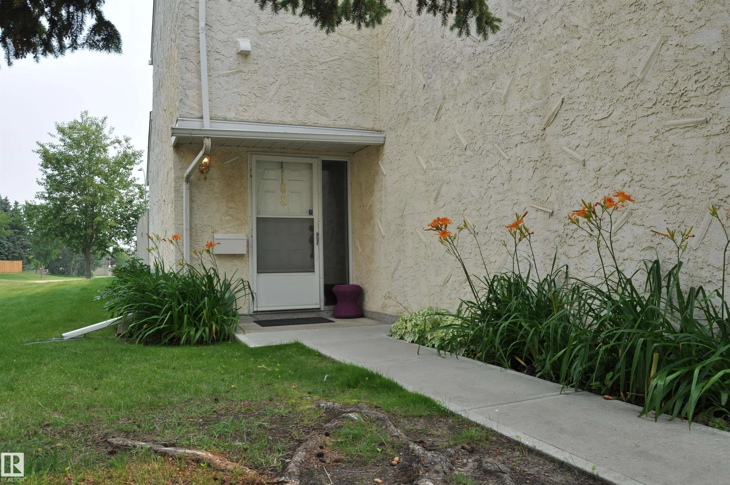168 CALLINGWOOD Place