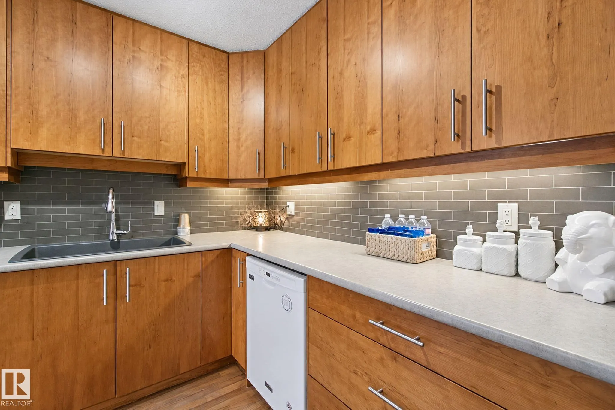 168 CALLINGWOOD Place
