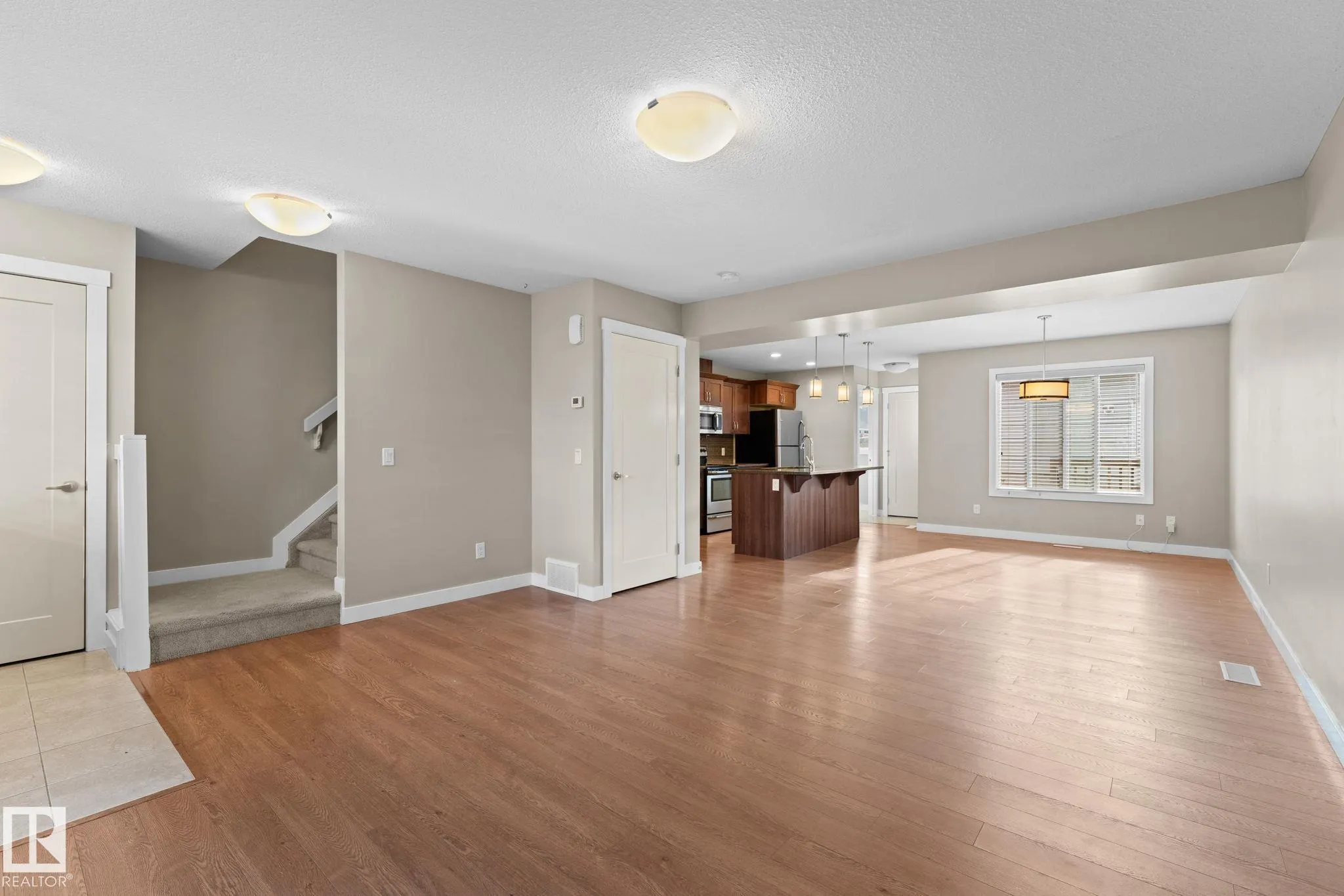 2369 GLENRIDDING Boulevard