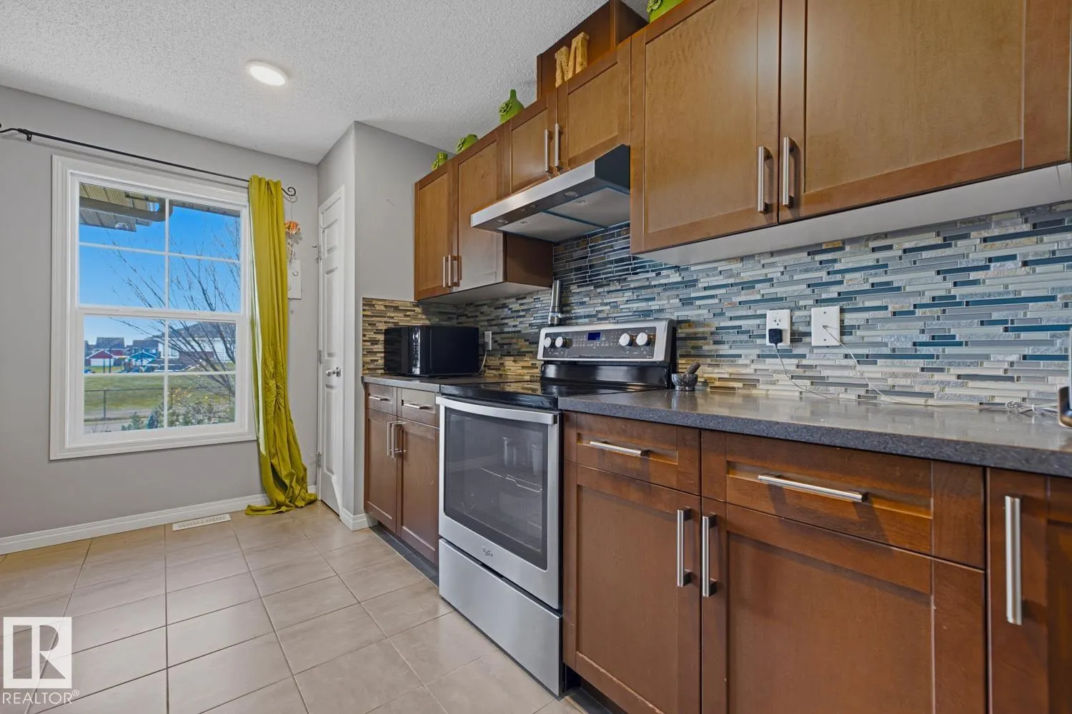 4029 ORCHARDS Drive