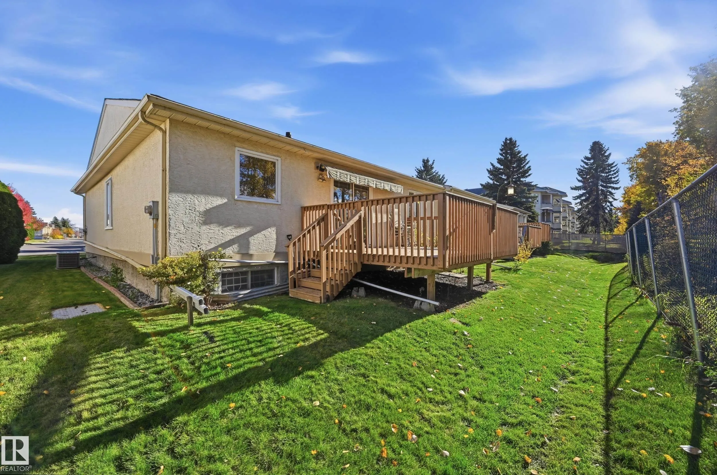 10 GRANGE Drive
