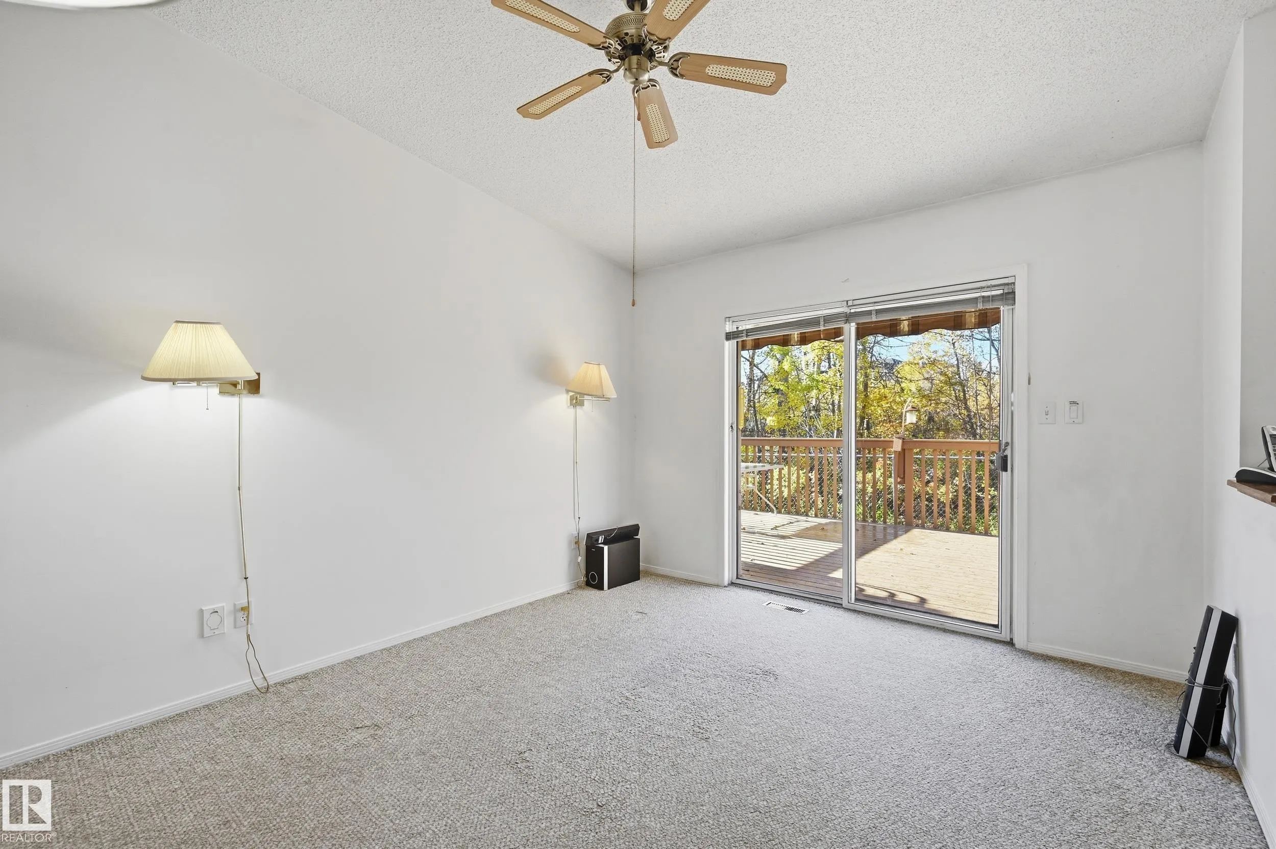 10 GRANGE Drive