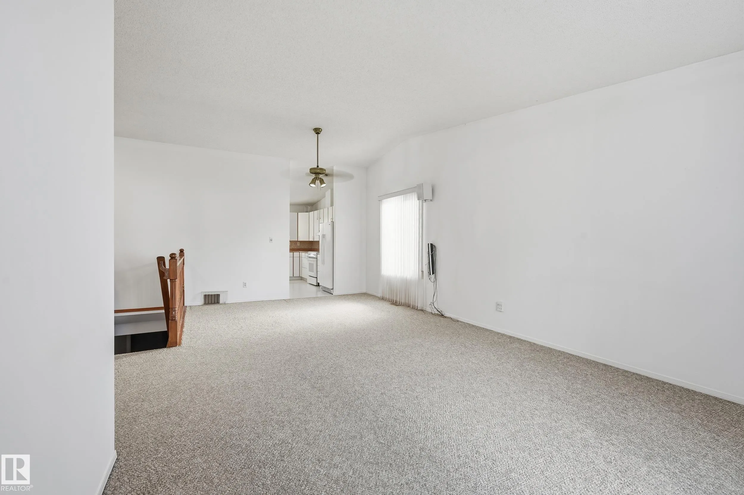 10 GRANGE Drive