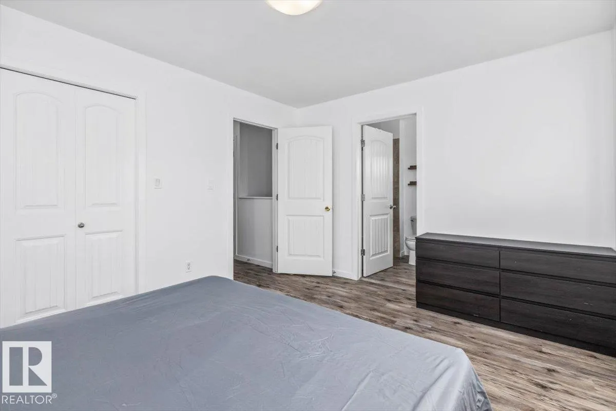 3122 ARTHURS Crescent