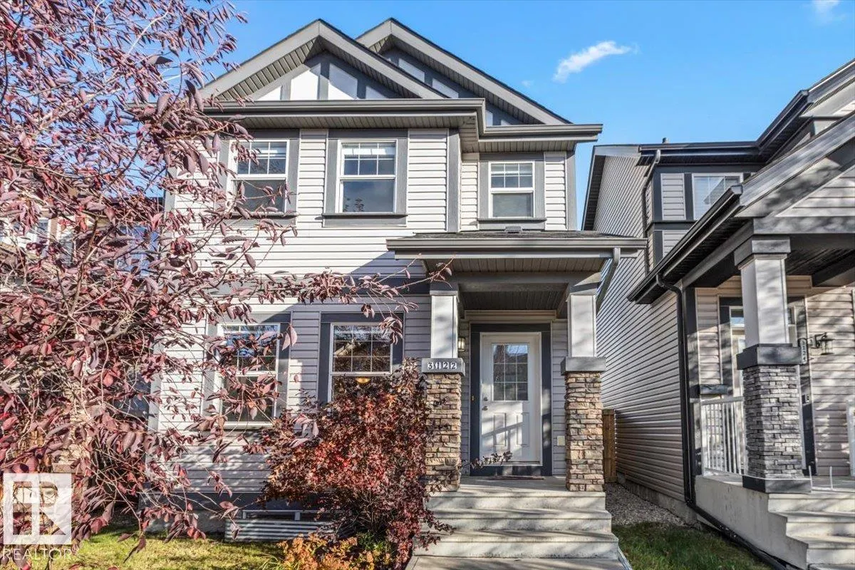 3122 ARTHURS Crescent