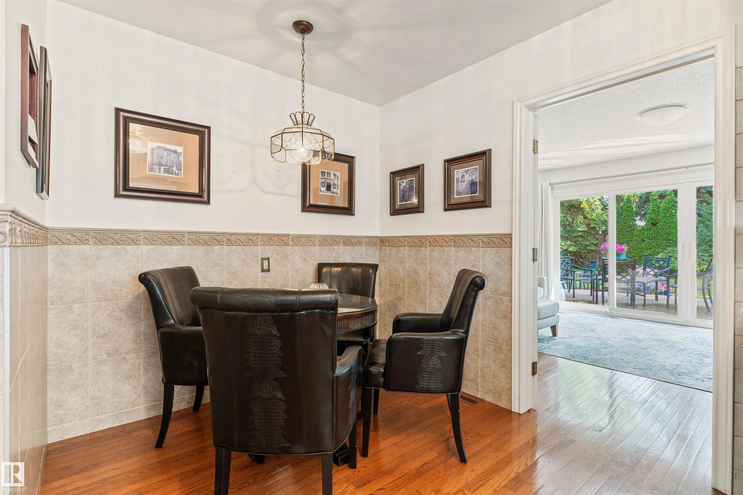 7 QUESNELL Crescent