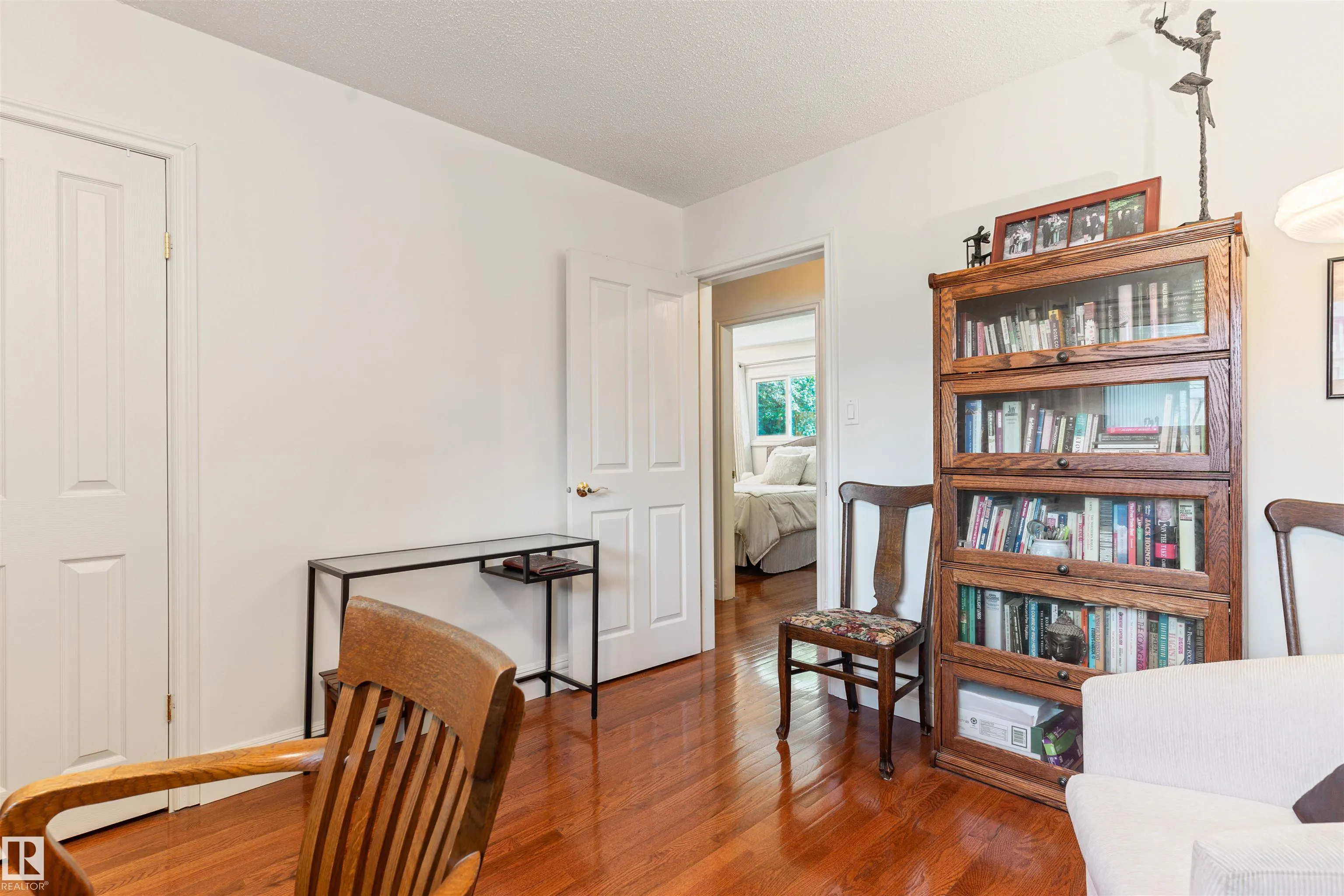7 QUESNELL Crescent