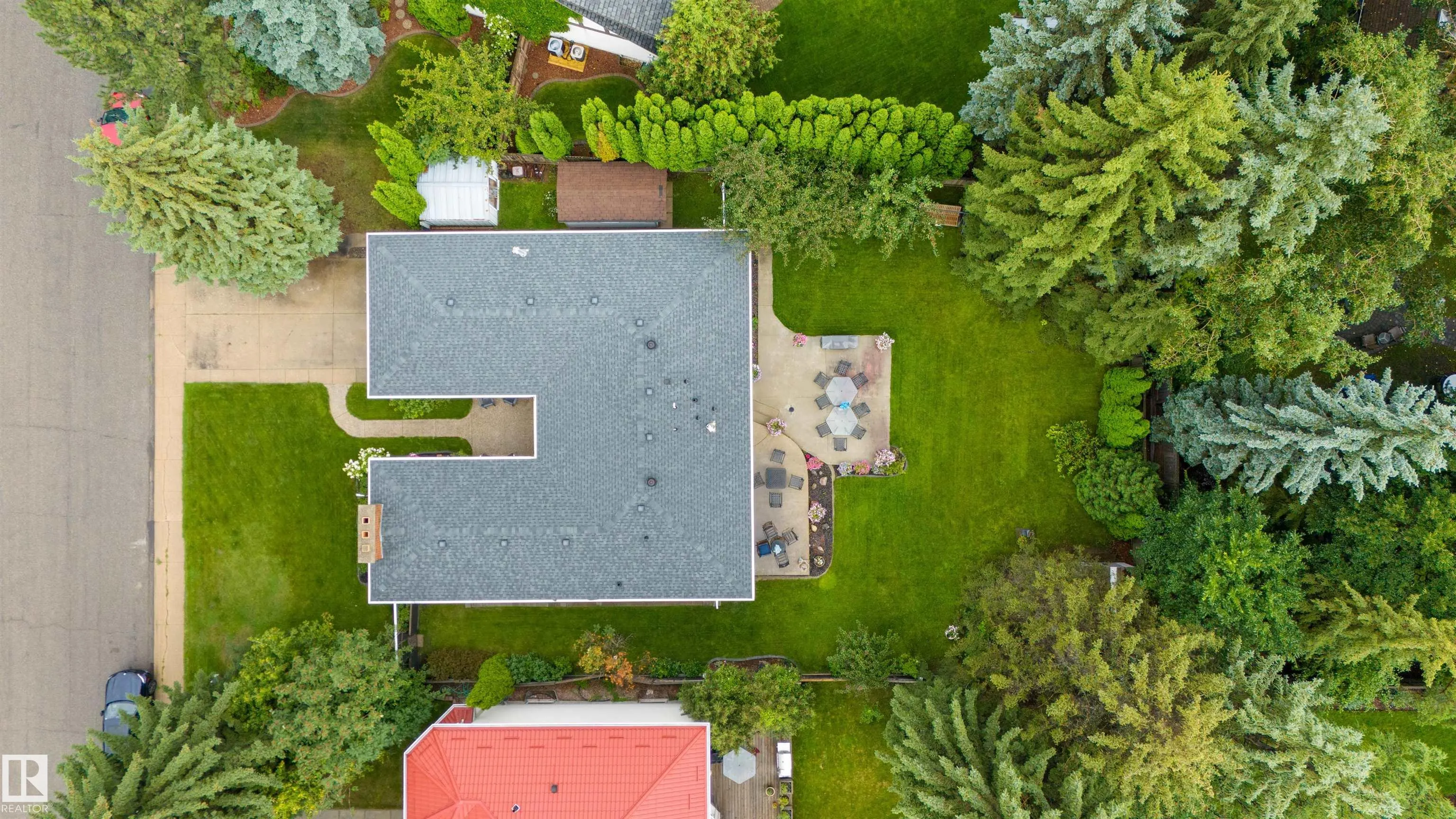 7 QUESNELL Crescent