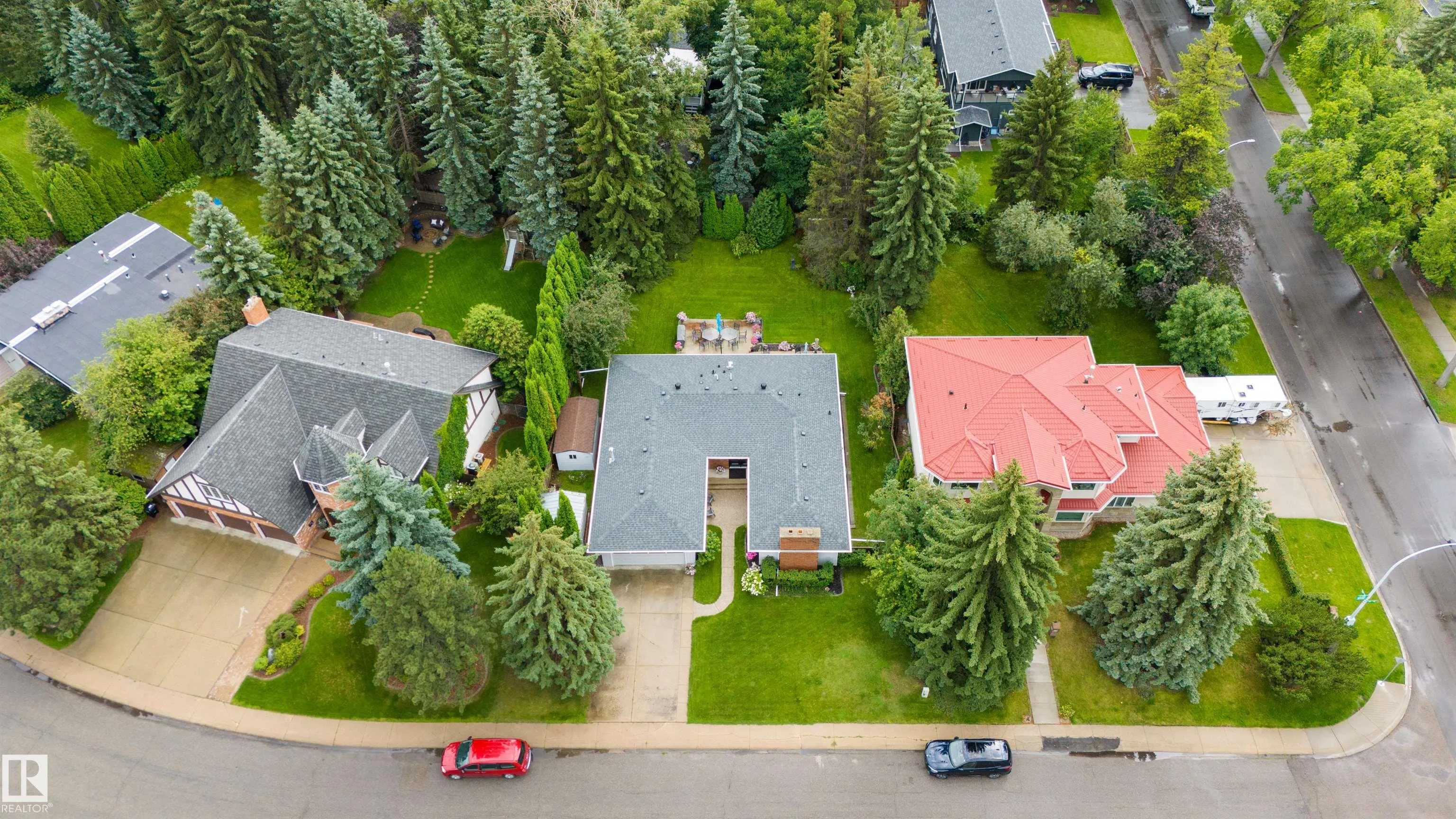7 QUESNELL Crescent