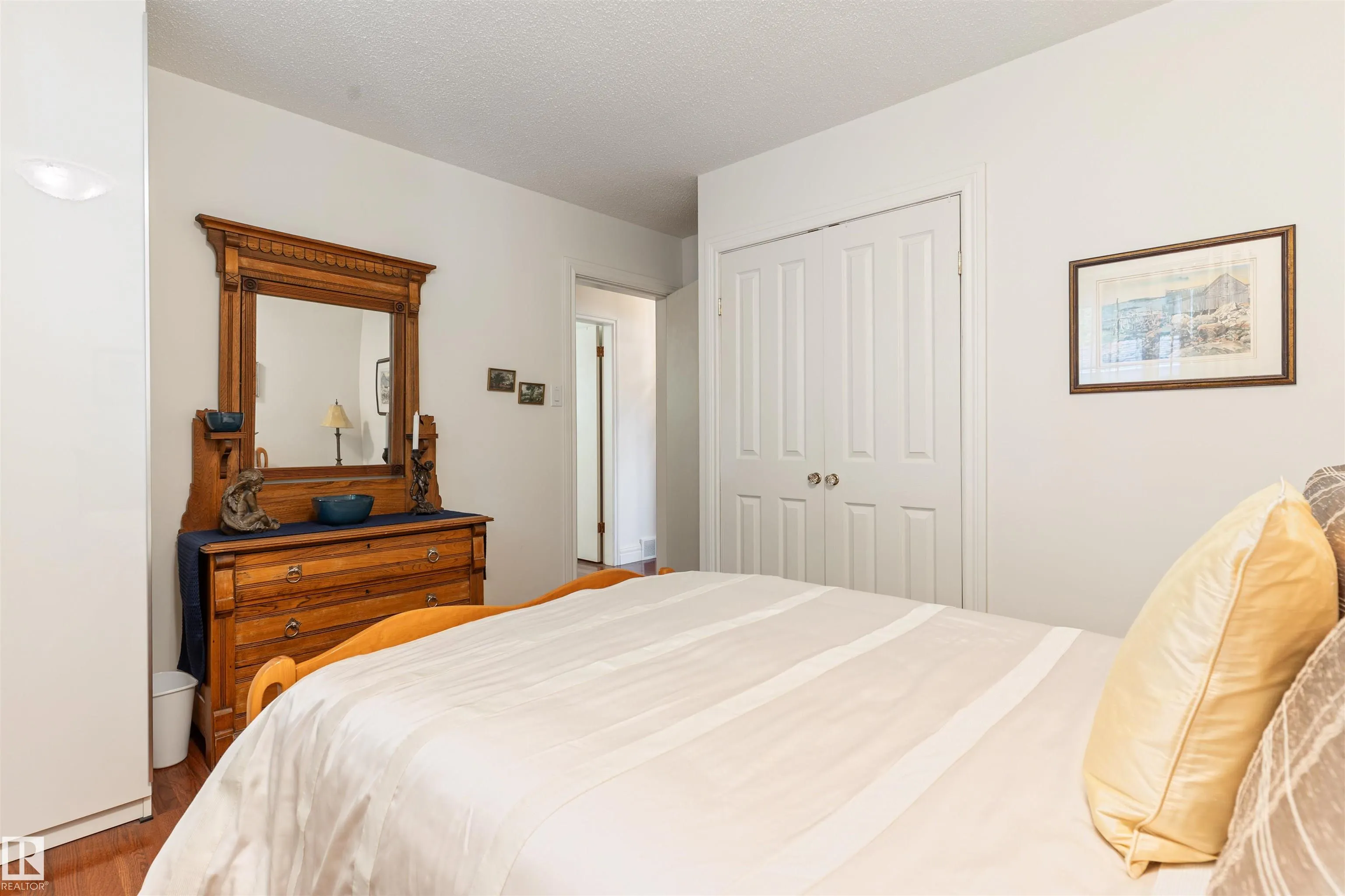 7 QUESNELL Crescent