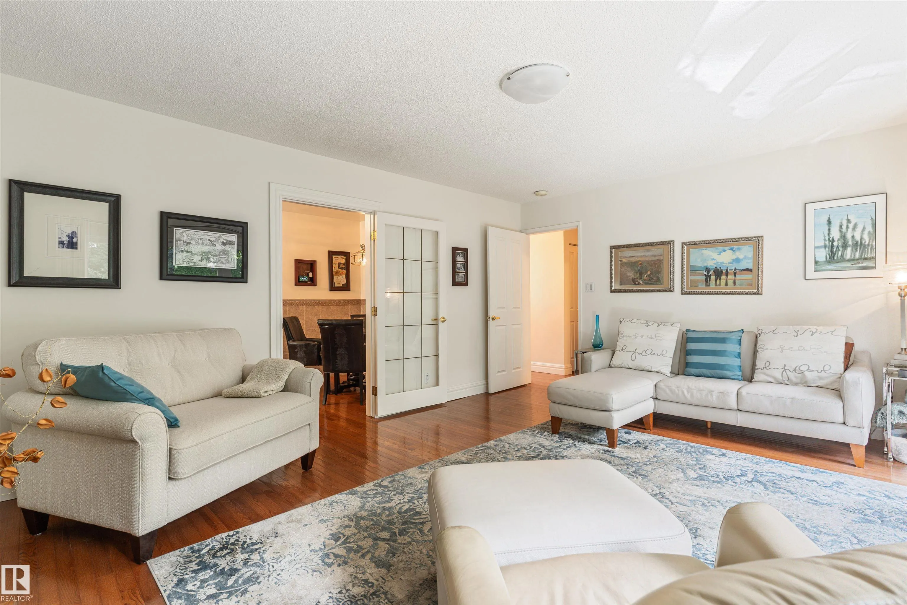 7 QUESNELL Crescent