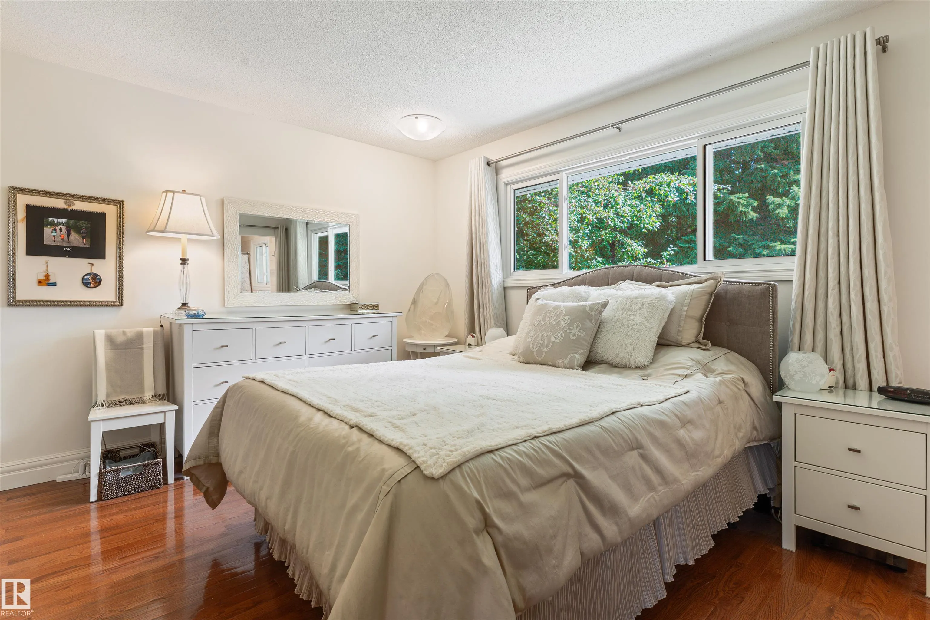 7 QUESNELL Crescent