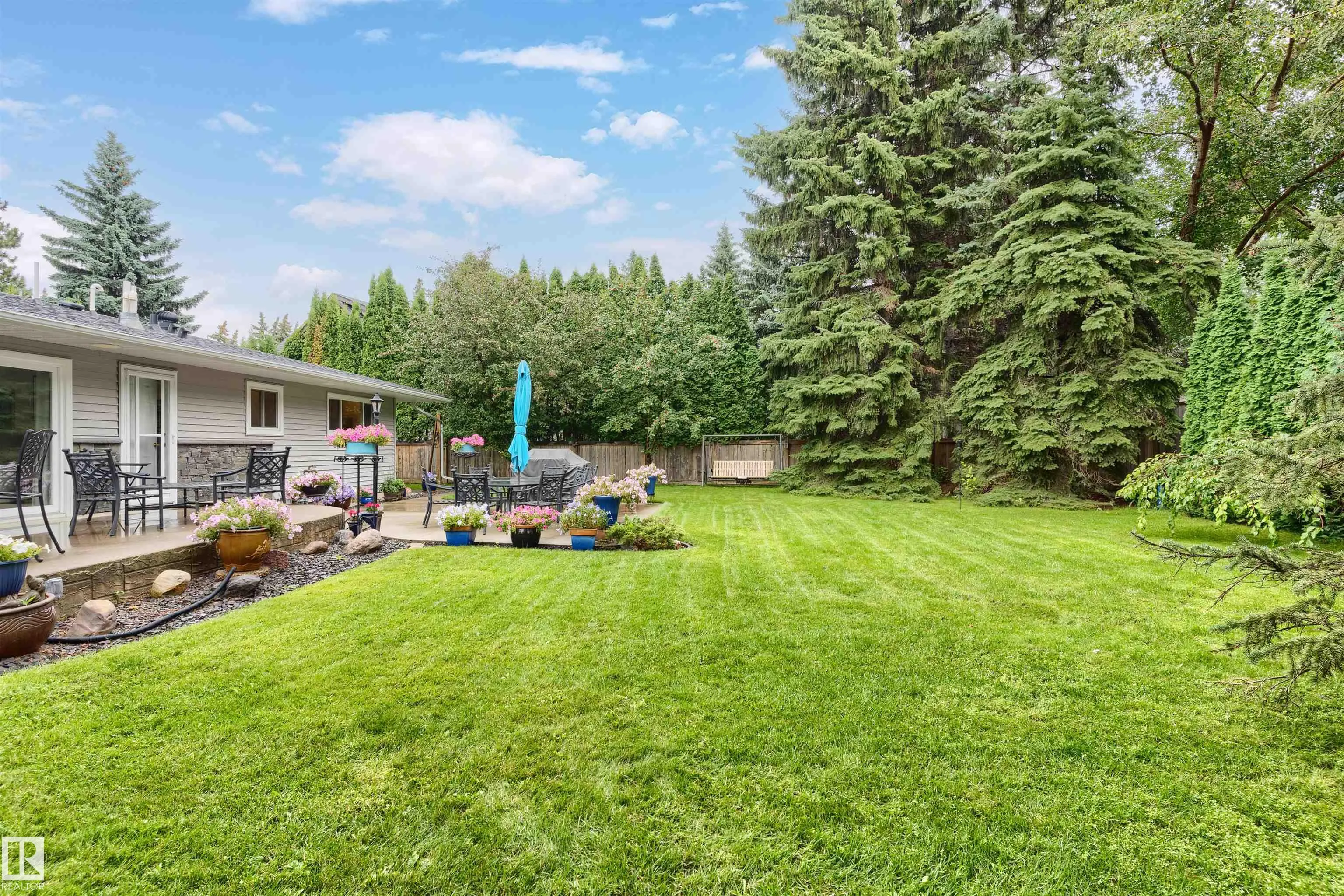 7 QUESNELL Crescent