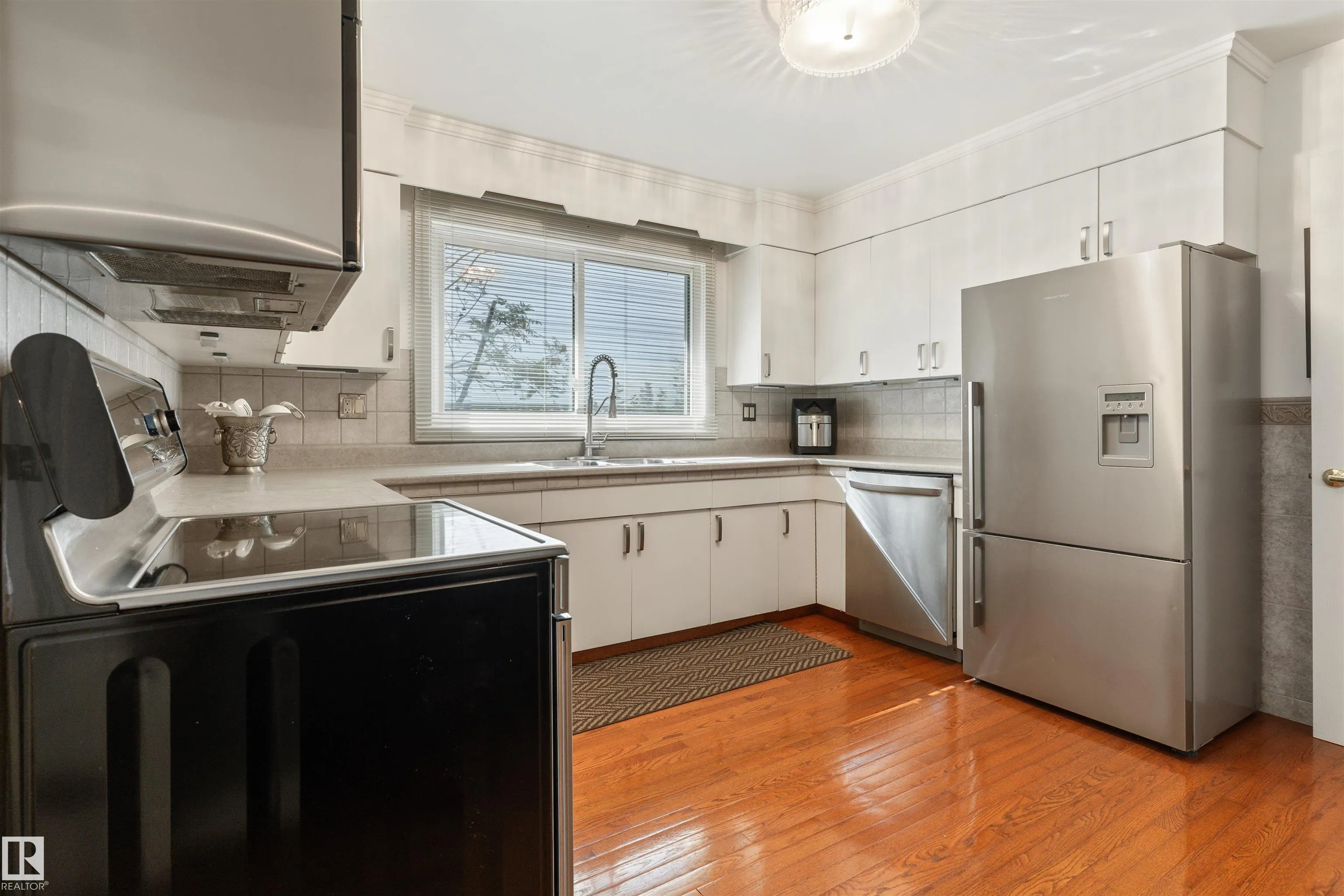7 QUESNELL Crescent