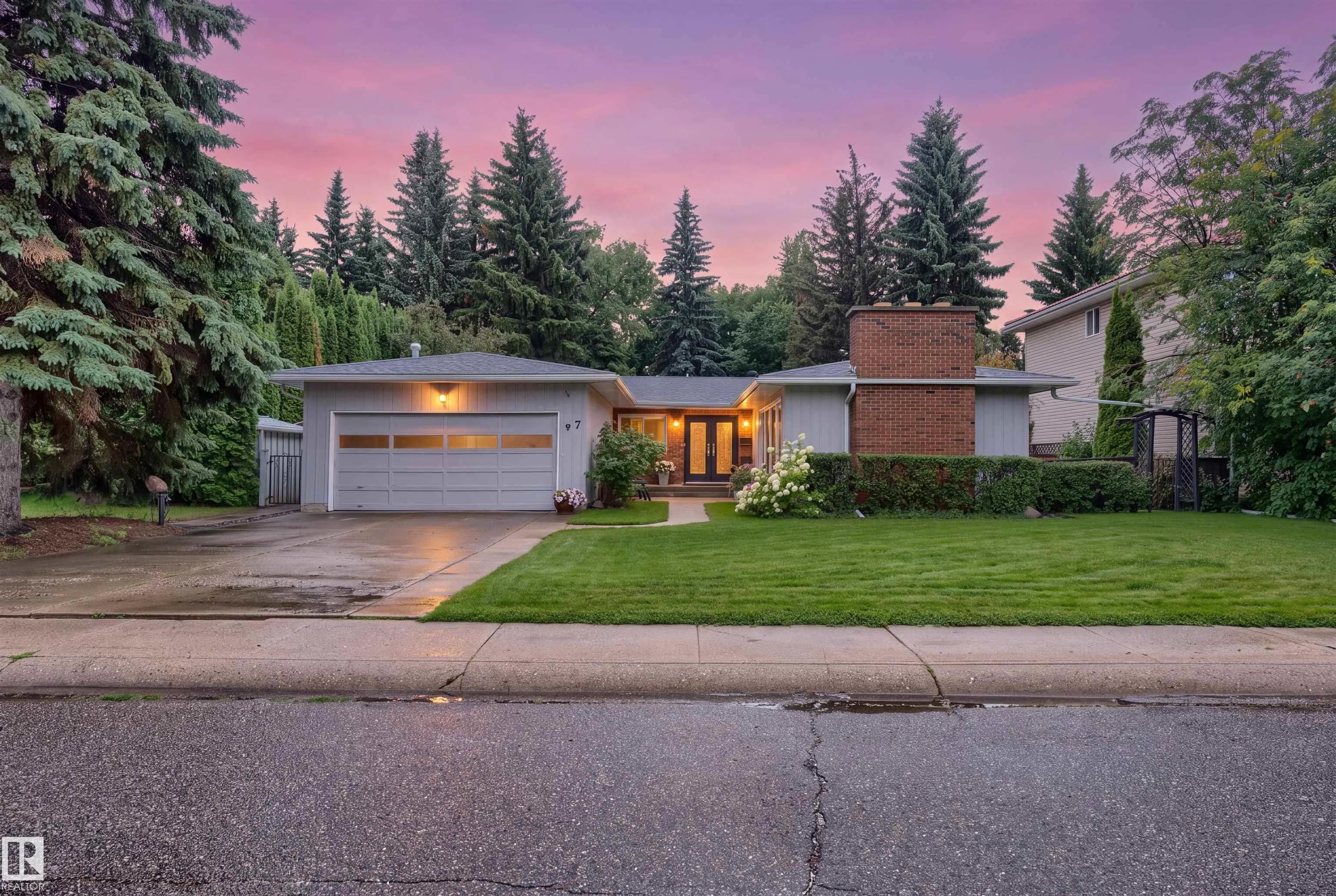 7 QUESNELL Crescent