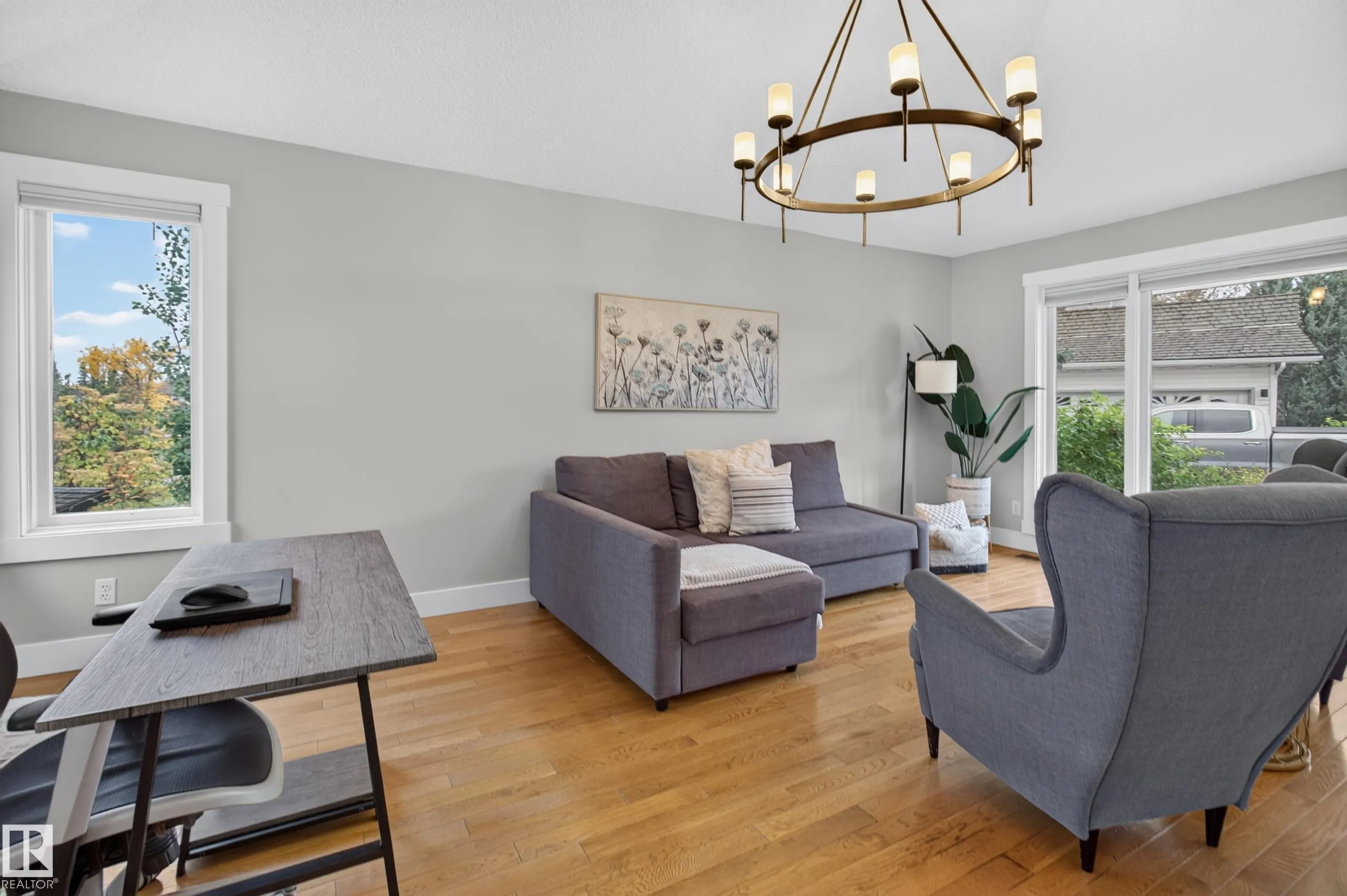35 Ridgemont Way