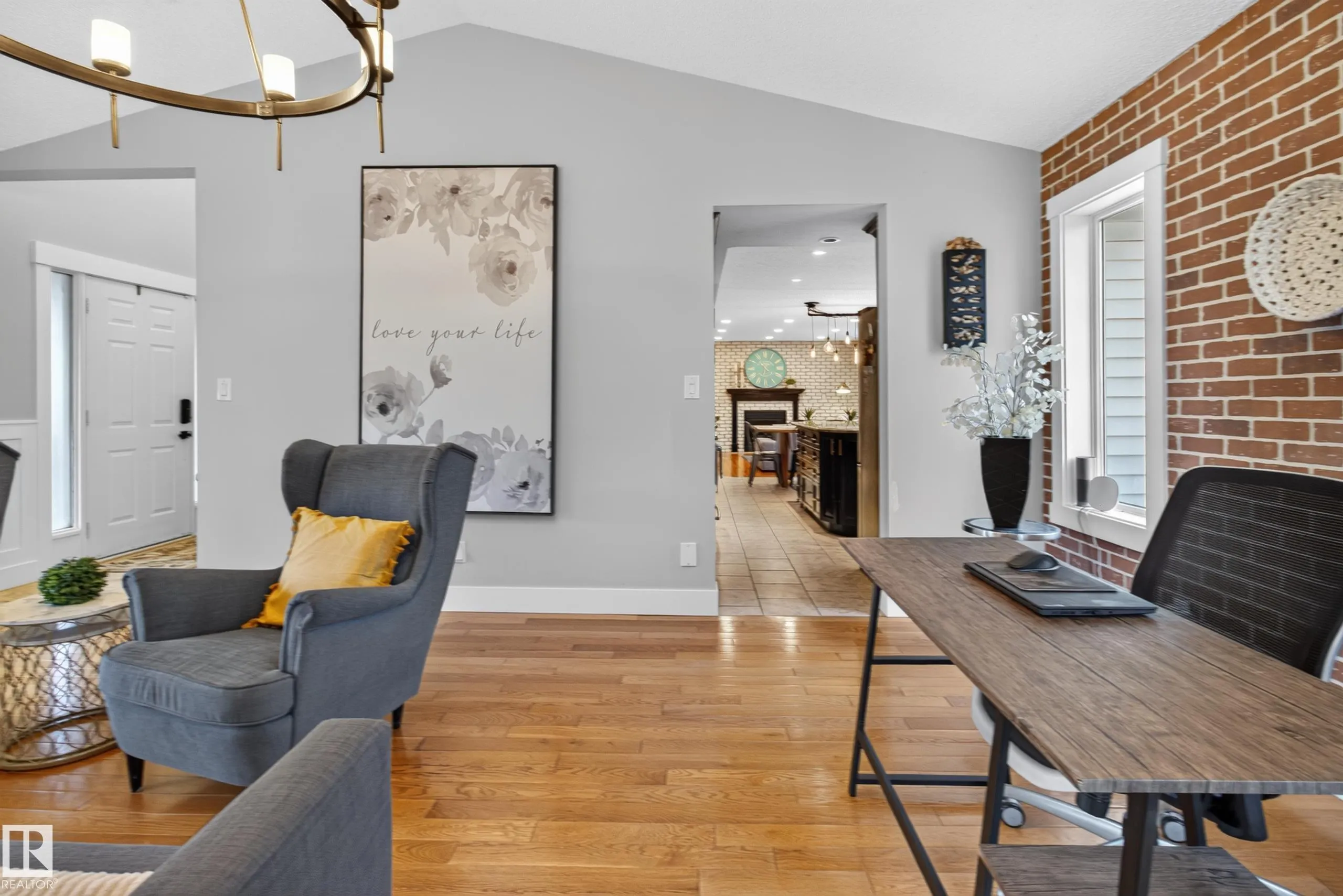 35 Ridgemont Way